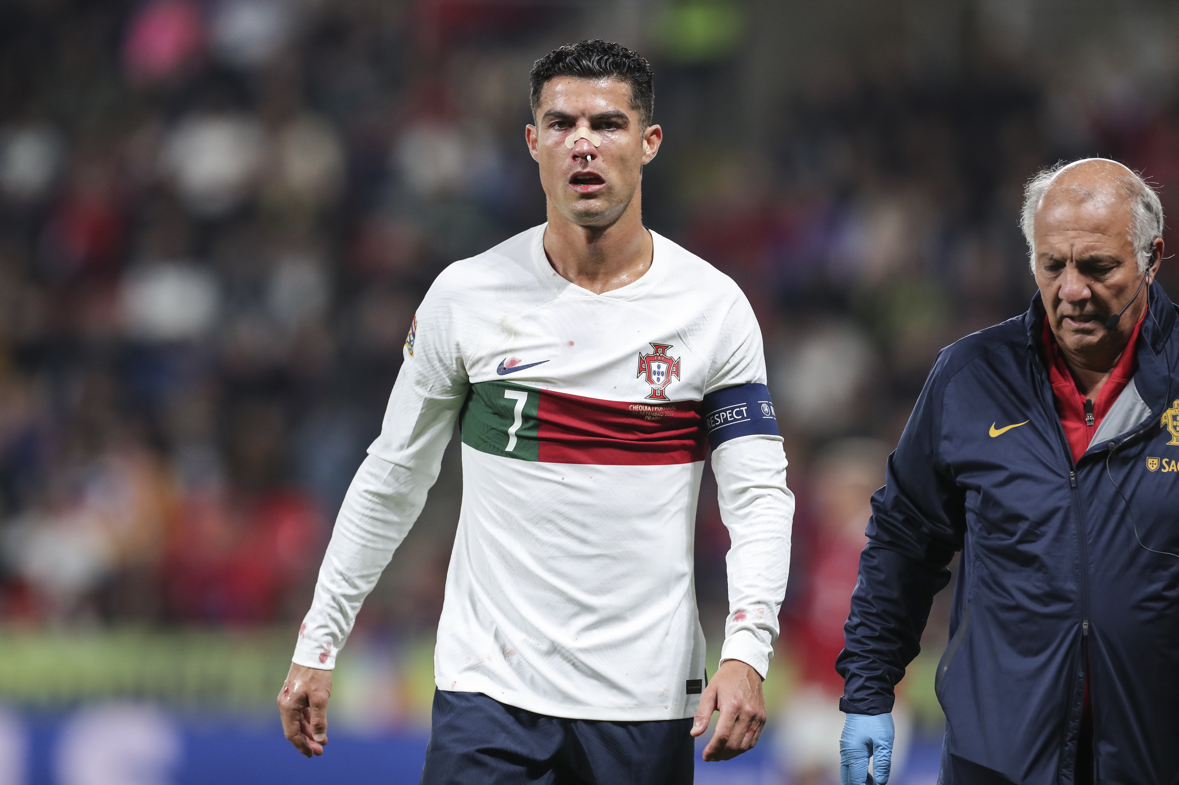 Ronaldo chega aos 200 jogos e garante que nunca abdicará da seleção