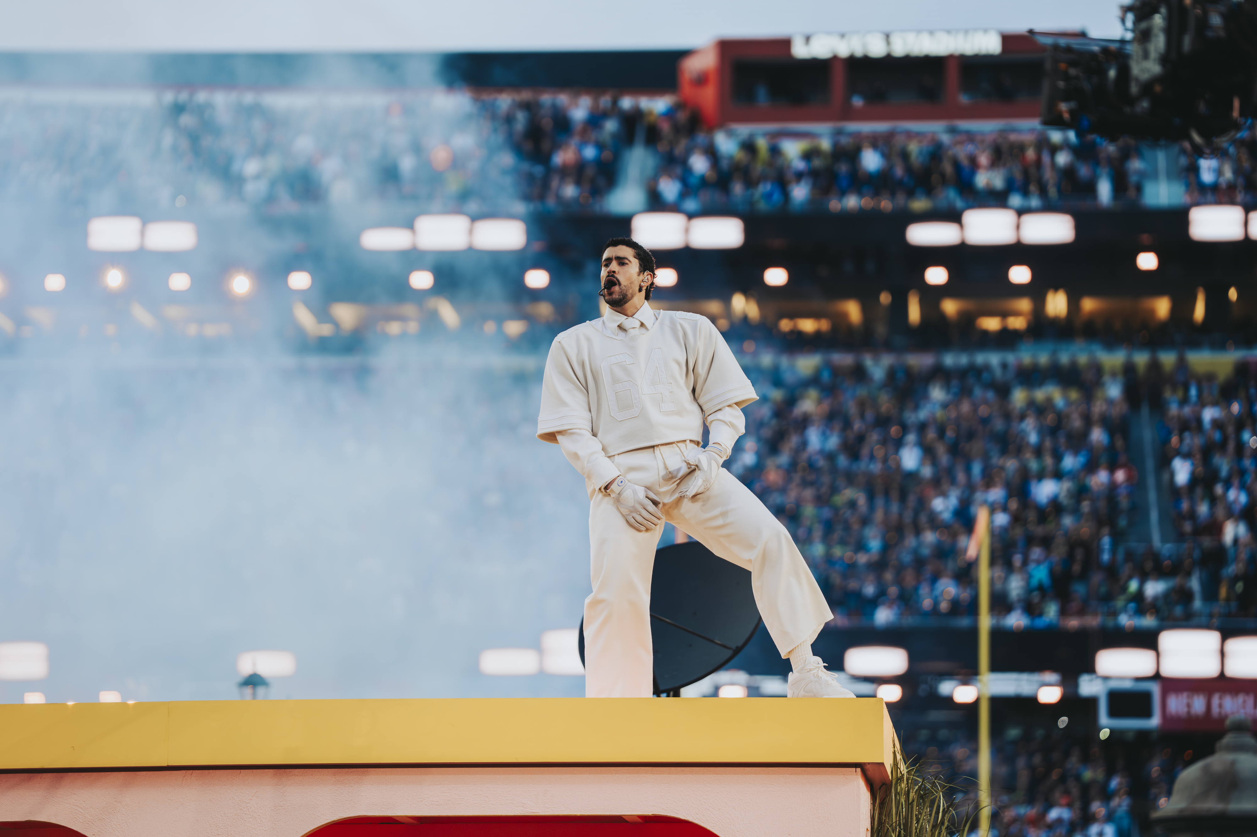 Porque é que Bad Bunny apagou tudo do seu Instagram? Saiba o que aconteceu