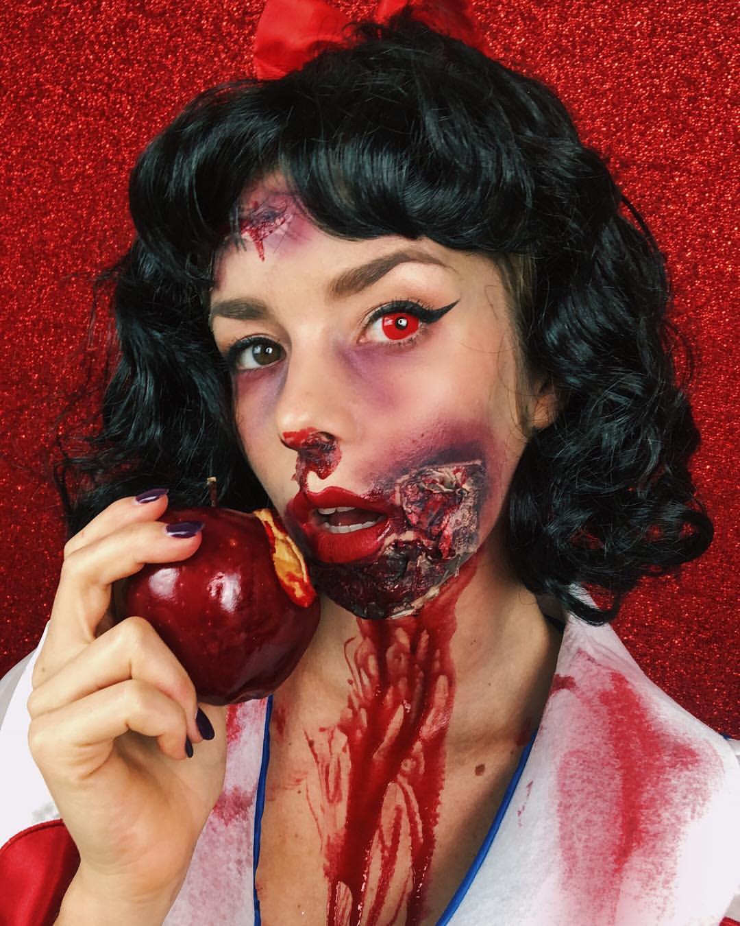 Sem ideias para a noite de Halloween? Mostramos-lhe 5 tutoriais de maquilhagem de influencers