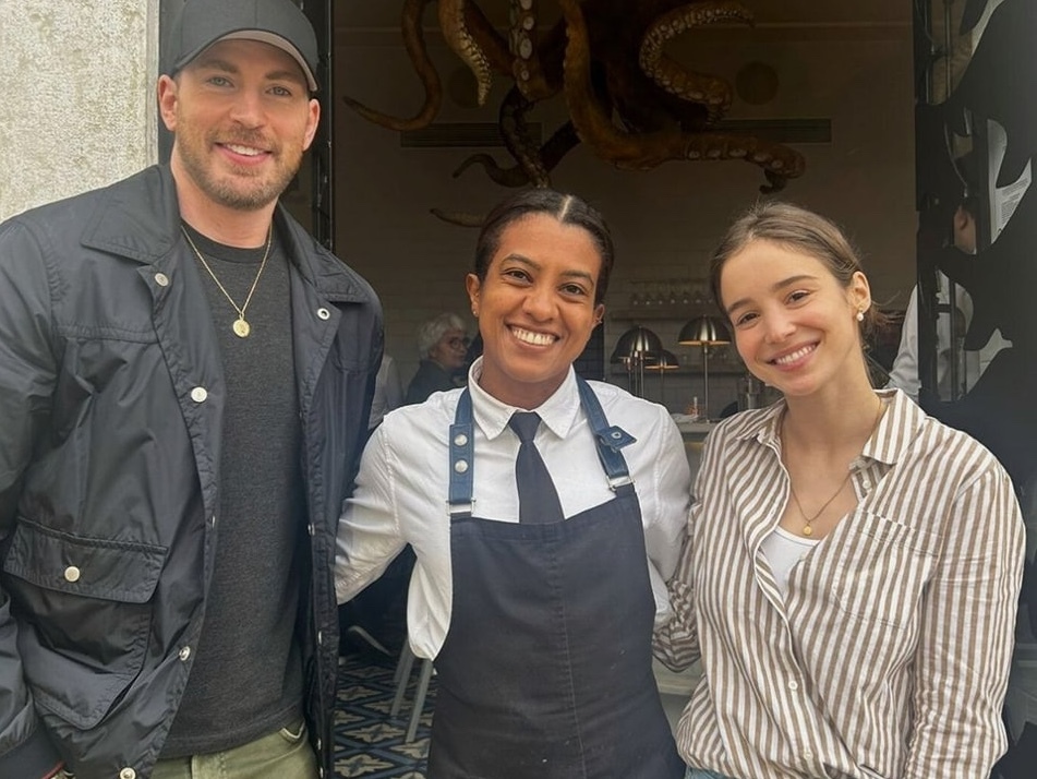 Chris Evans e Alba Baptista estiveram em Lisboa e comeram iguarias de conhecido chef português. Saiba onde