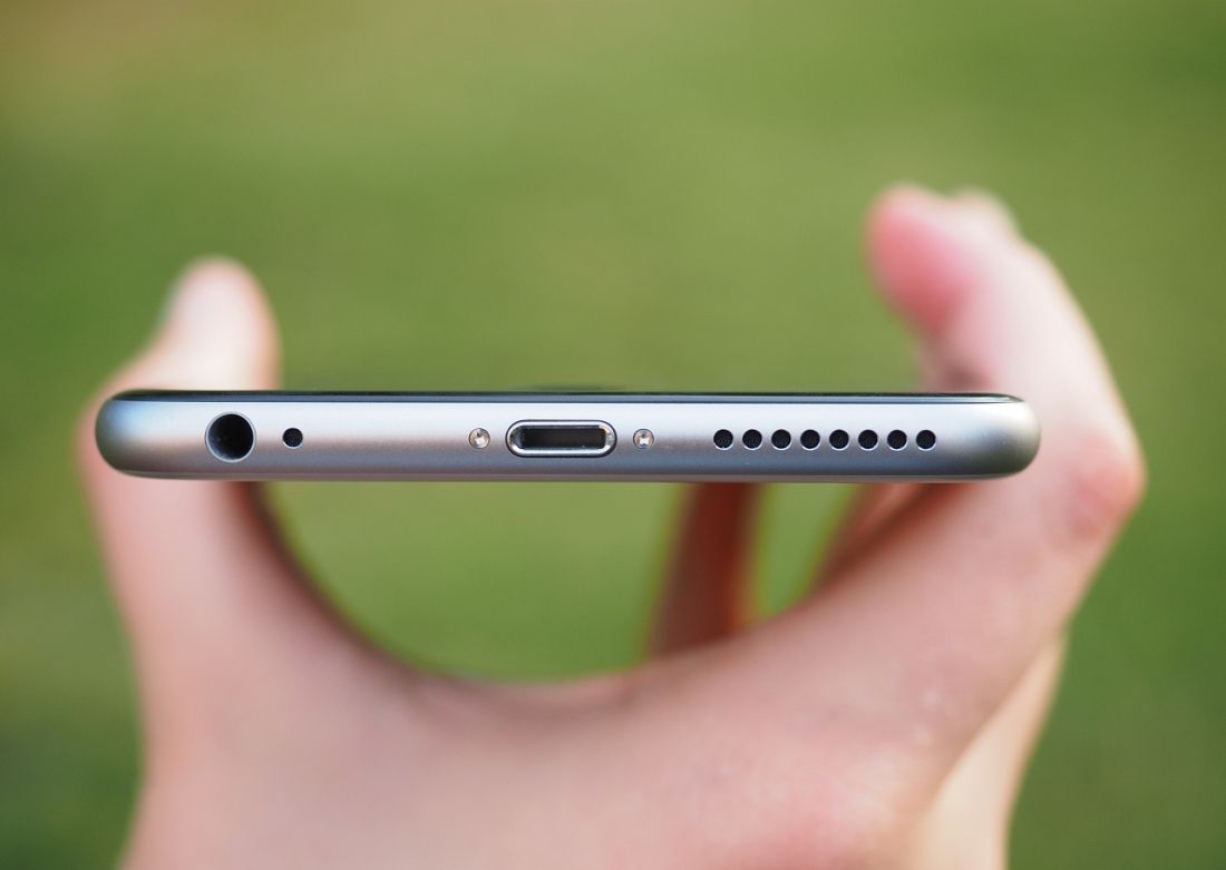 Já não há iPhones com entradas de 3,5 milímetros para auriculares