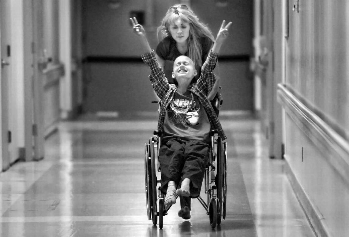 A luta de uma criança de 10 anos contra um cancro