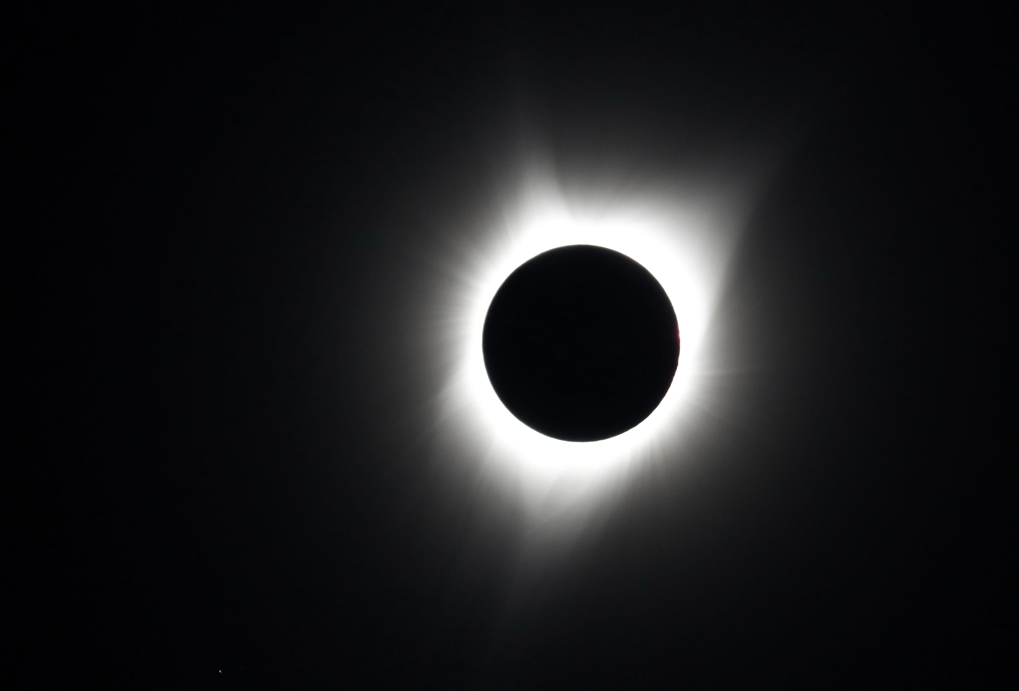 Eclipse solar total leva hotéis de Dunedin a esgotarem reservas com dois anos de antecedência