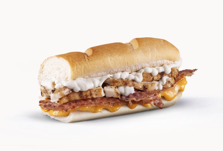 A bomba Chicken Carbonara está de volta à Subway — e já a pode provar com um preço especial