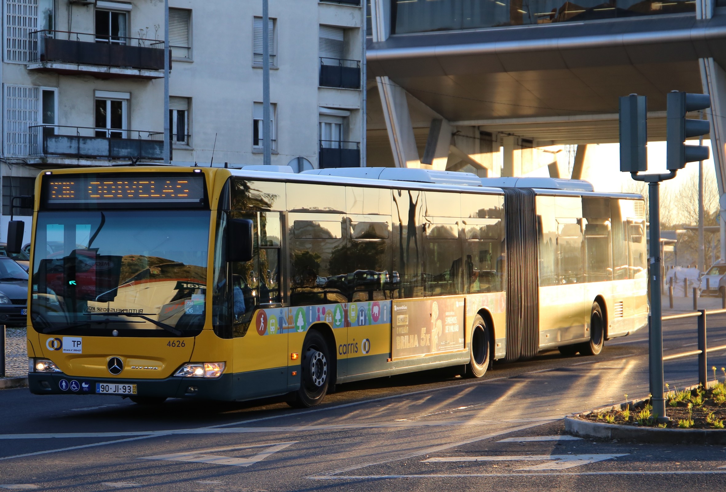 Está com saudades de alguém querido? A Carris vai de megafone enviar a sua mensagem