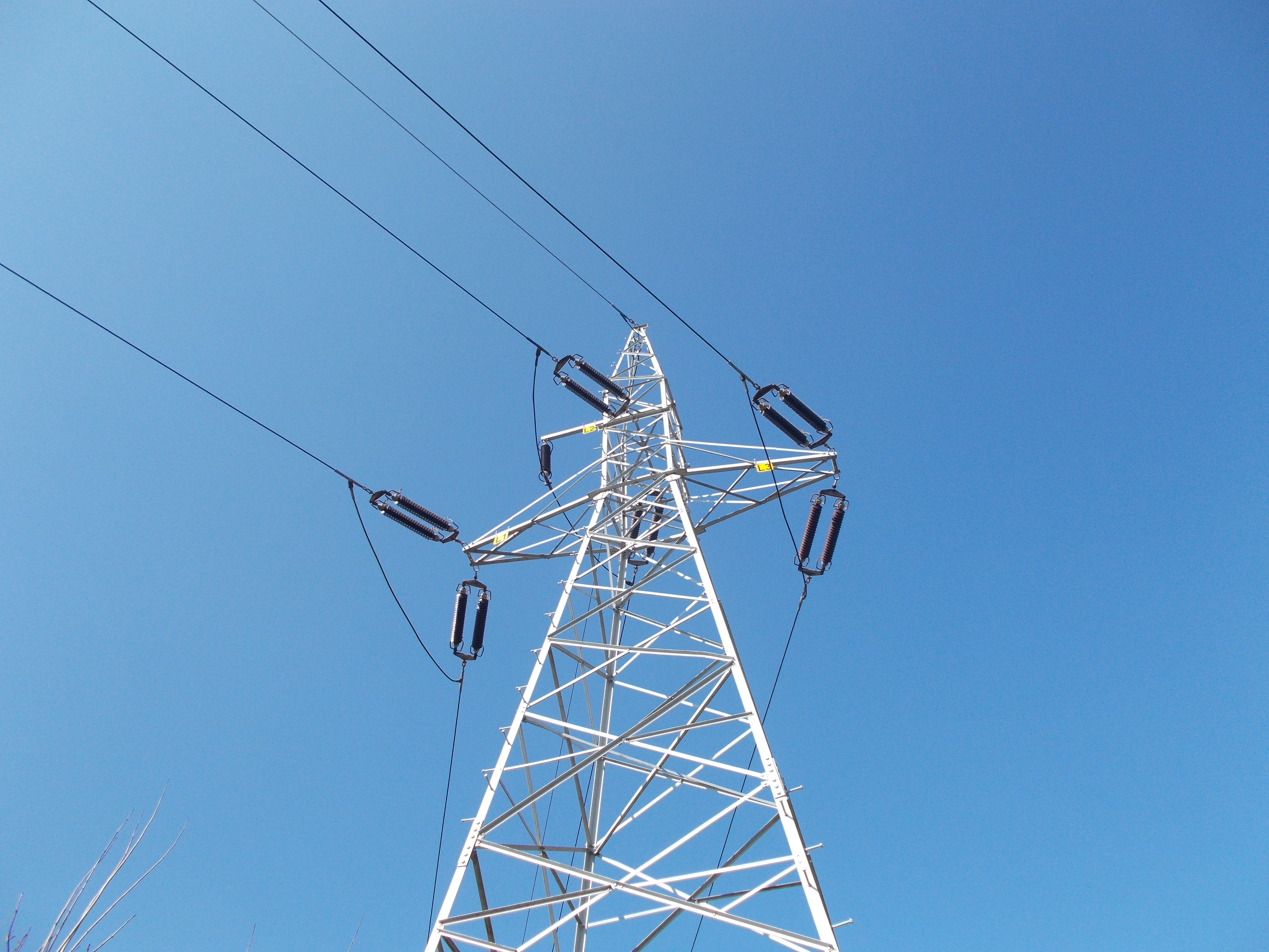Apagão de eletricidade em abril teve origem numa sequência de falhas na produção renovável