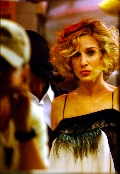 Como é que Sarah Jessica Parker gravou “O Sexo e a Cidade” grávida? Saiba como esta e outras 14 atrizes esconderam (ou não) a barriga