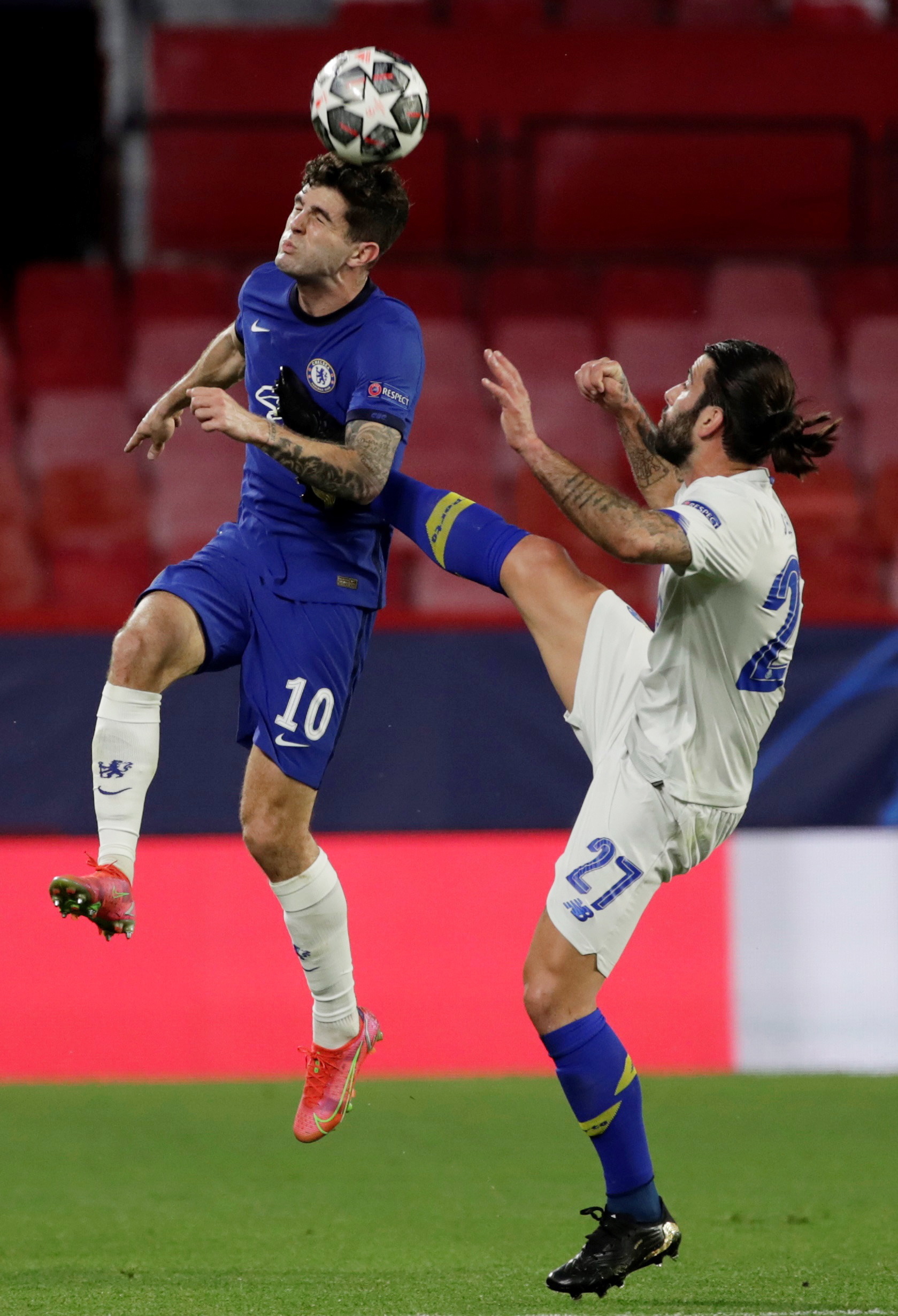 O fantástico pontapé de bicicleta de Taremi no Chelsea-FC Porto, a fazer  lembrar Cristiano Ronaldo - Liga dos Campeões - Jornal Record