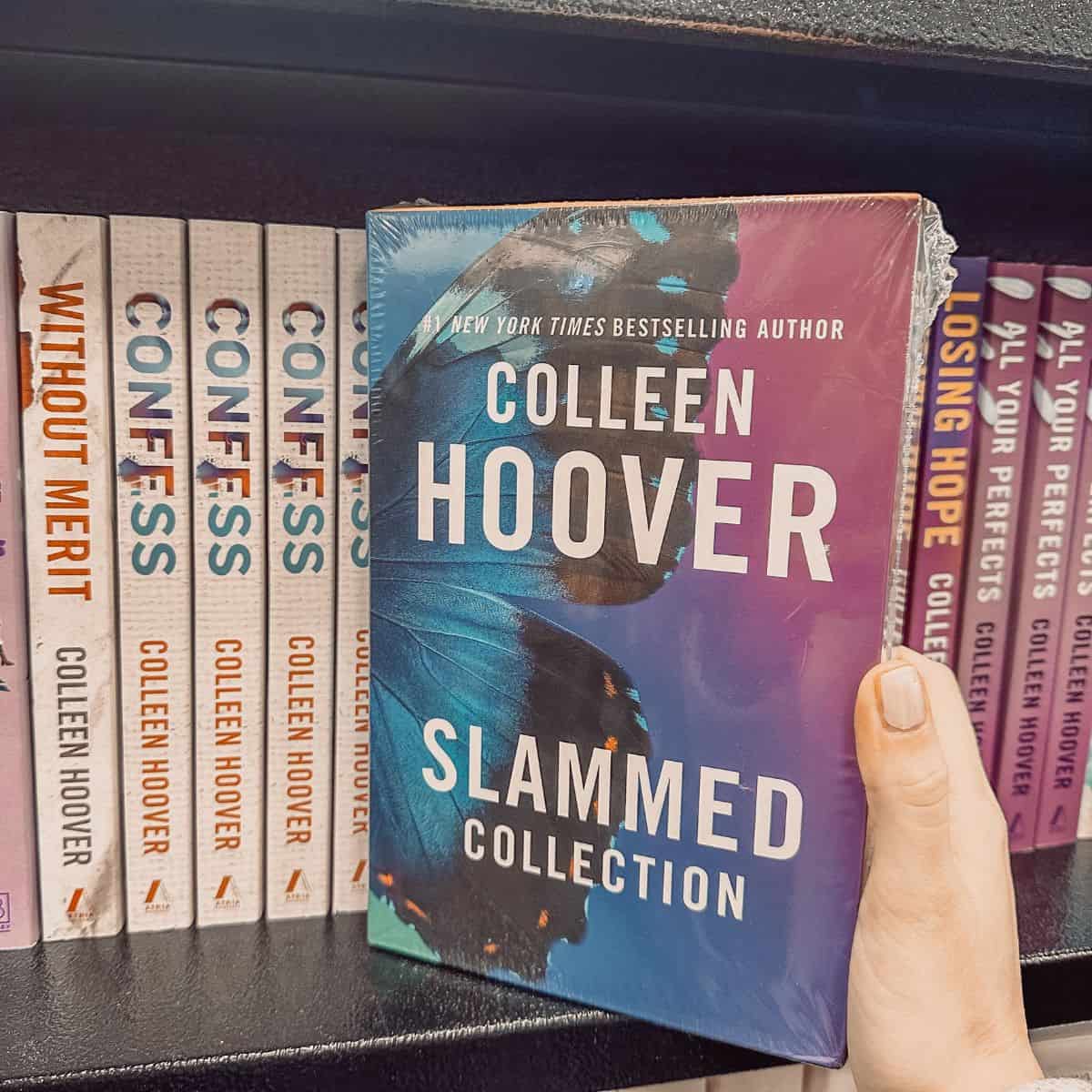 Há mais um livro de Colleen Hoover à venda em Portugal — e é como se entrássemos numa máquina do tempo