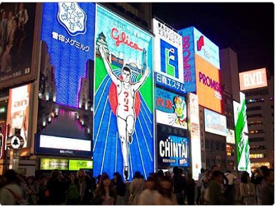 Noiva antecipa casamento para que o cão com cancro terminal pudesse estar presente