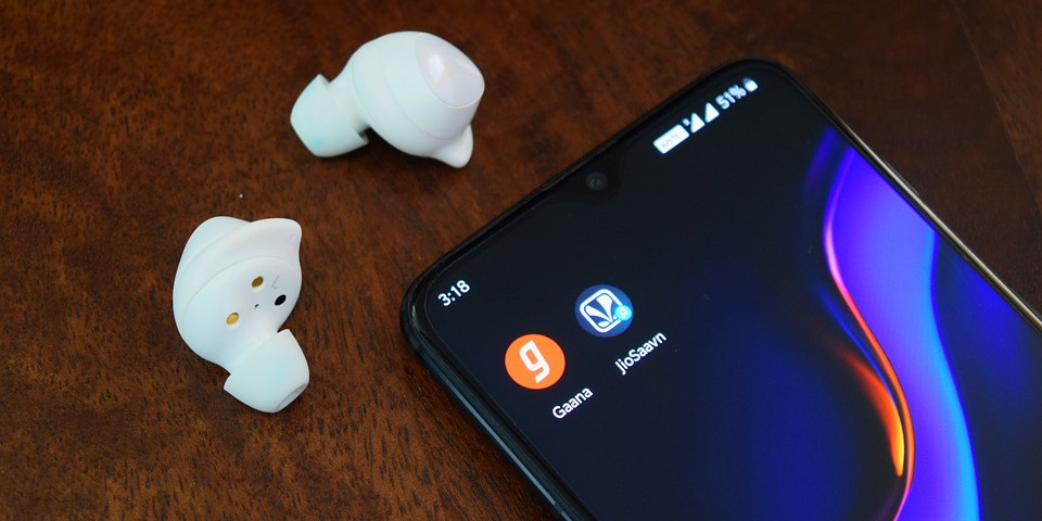 How to TEK: Está com problemas nos auscultadores wireless? Conheça truques de despistagem e resolução