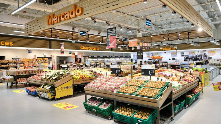 Continente quer acabar com sacos de plástico para frutas e legumes