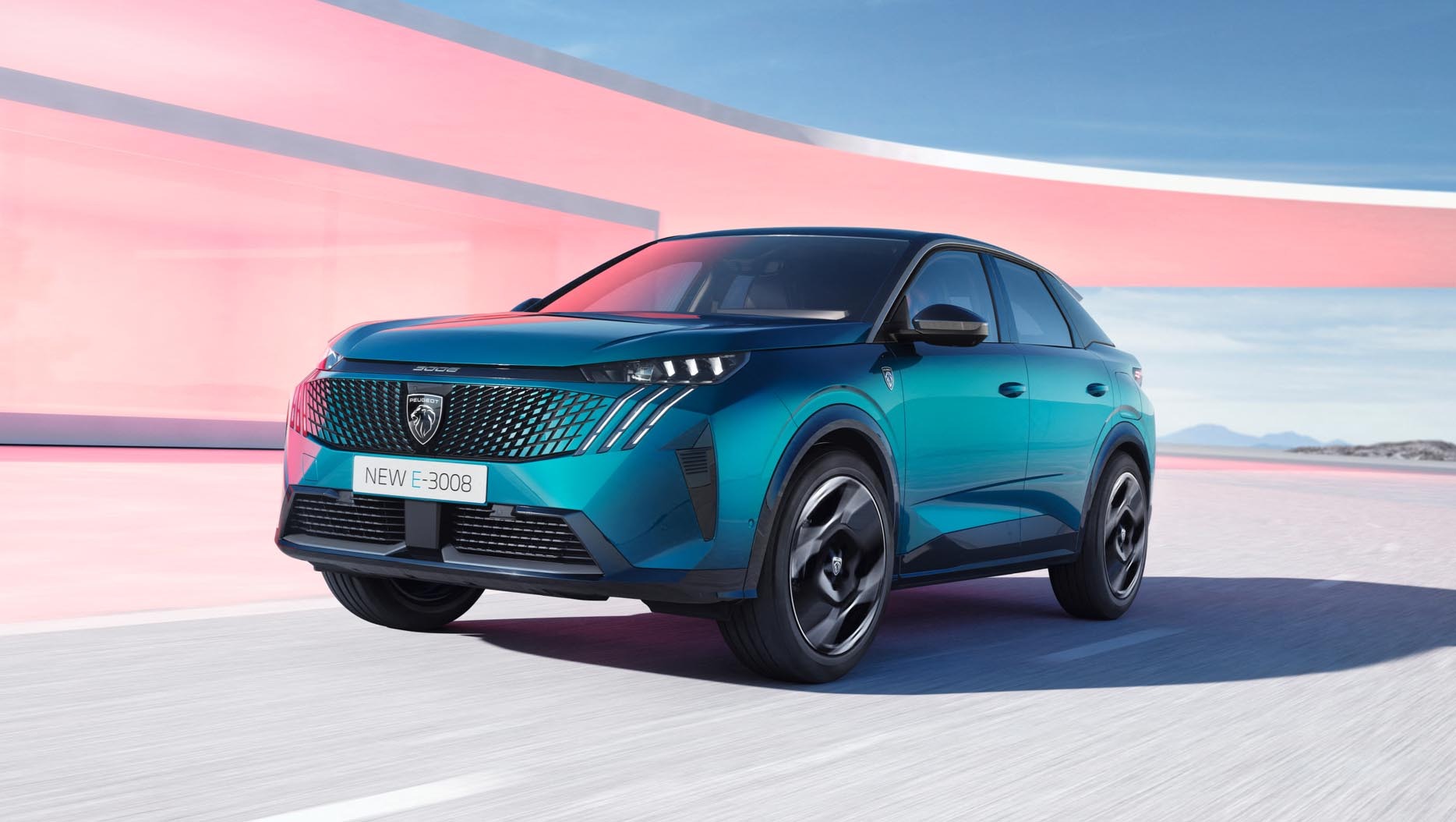 ChatGPT responde a perguntas nos carros da Peugeot. SUV elétrico e-3008 é dos primeiros a estrear o serviço