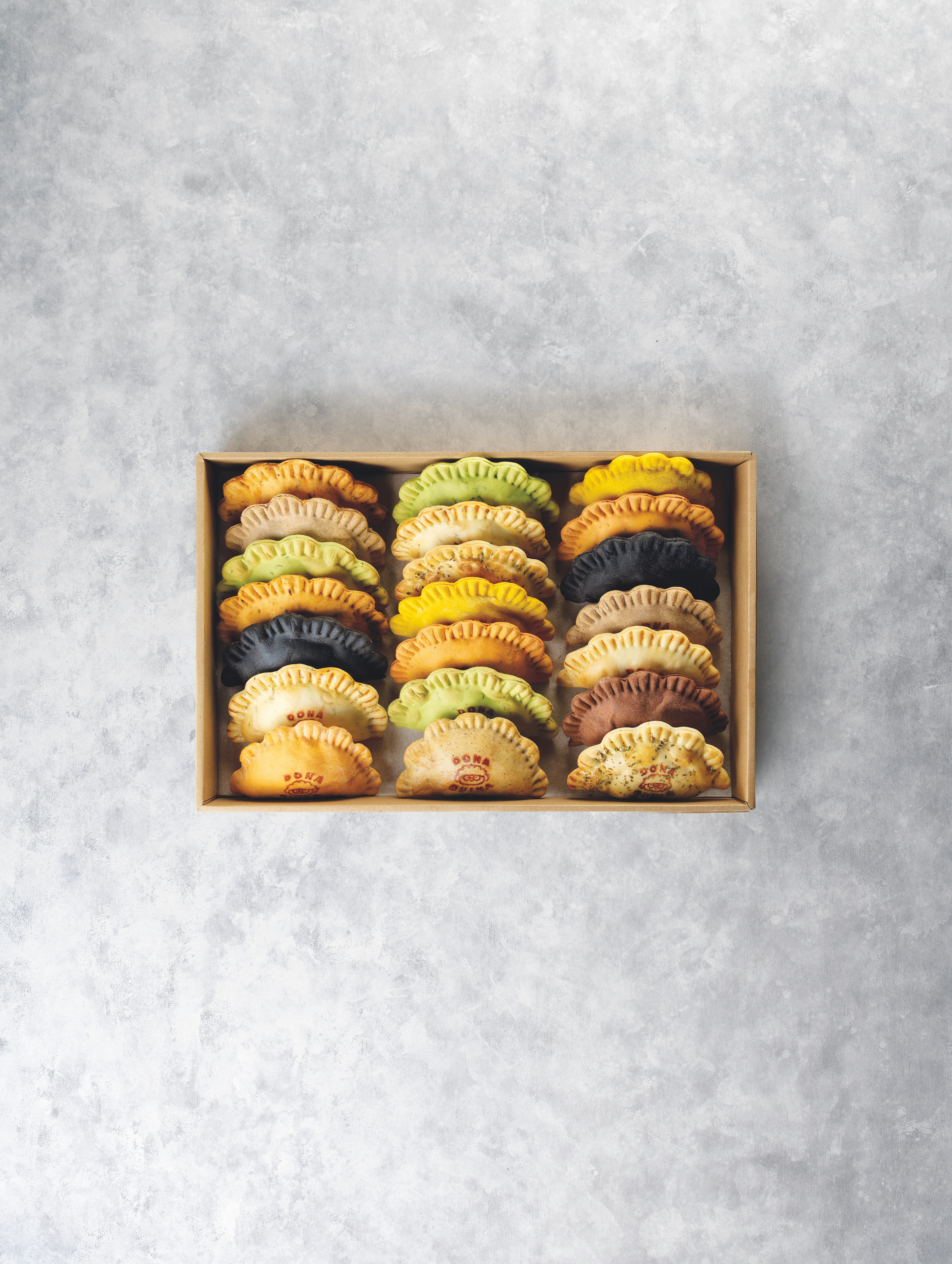 Pastéis de mousse de chocolate ou até de salmão? A Dona Quina tem