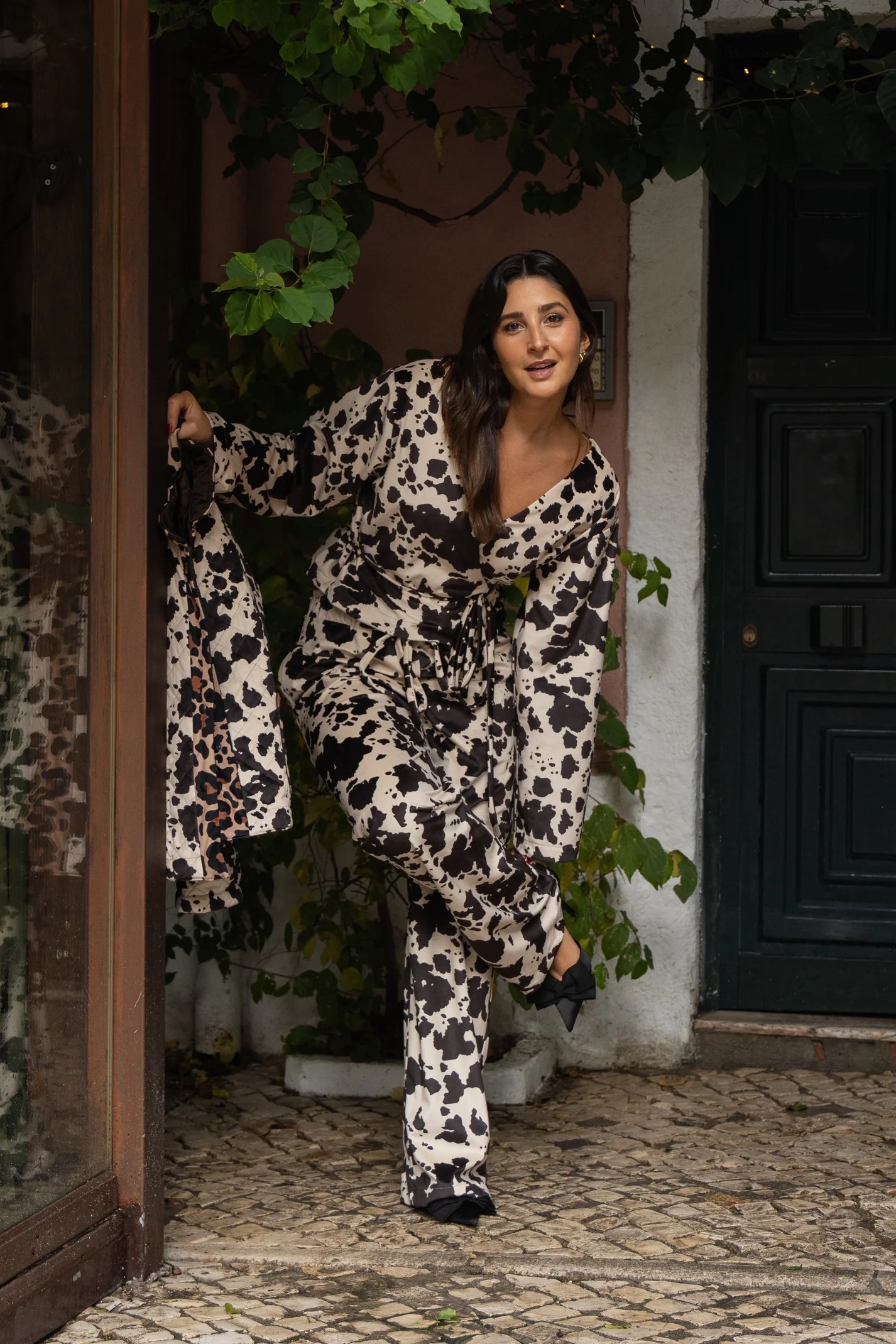 Sofia Vasconcelos lança coleção para arrasar nas festas da forma menos óbvia. Espreite as peças