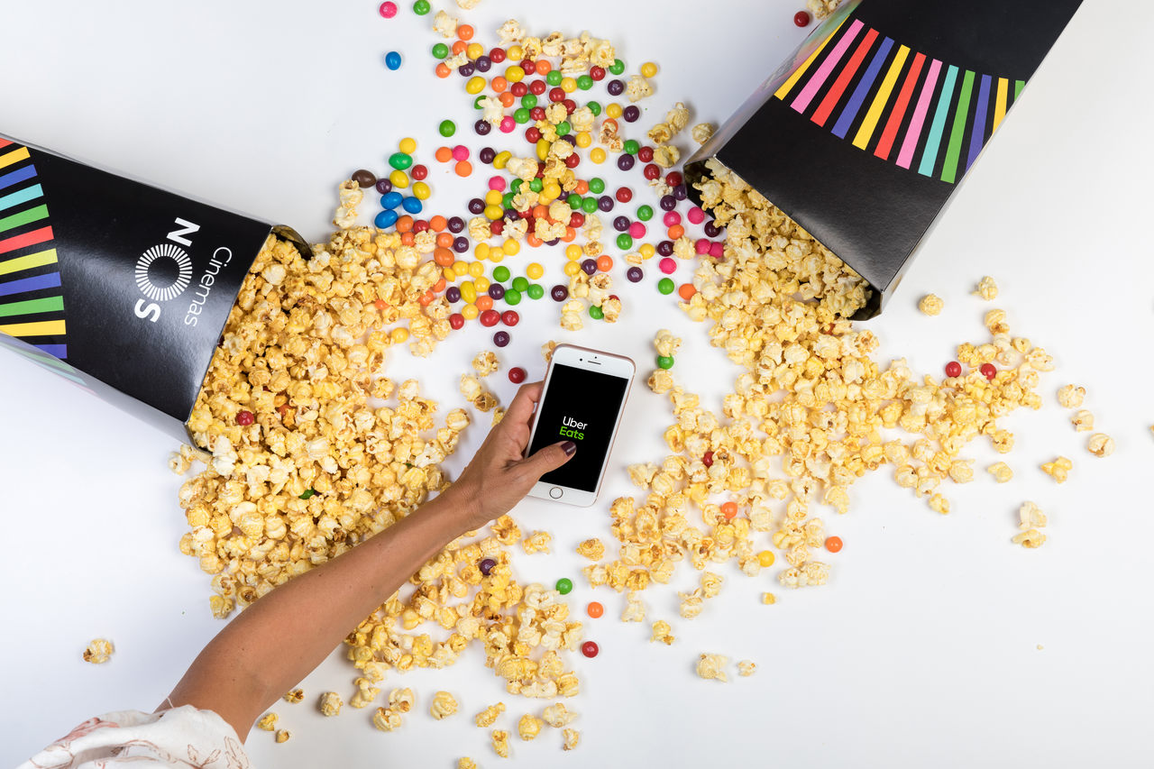 Já pode comer as pipocas do cinema em casa