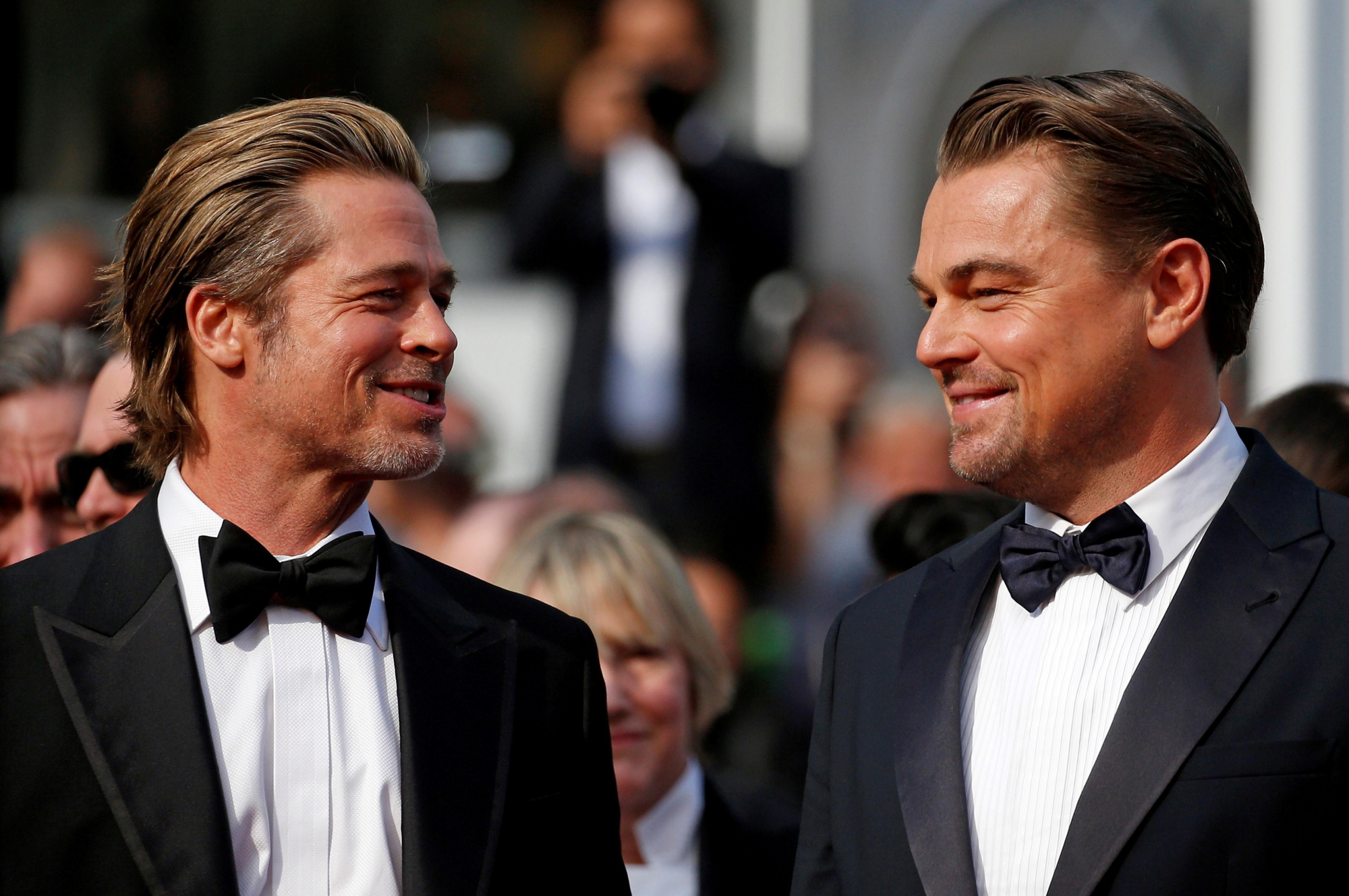Dilema nos Óscares. Quem vai concorrer ao prémio de Melhor Ator: DiCaprio ou Brad Pitt?
