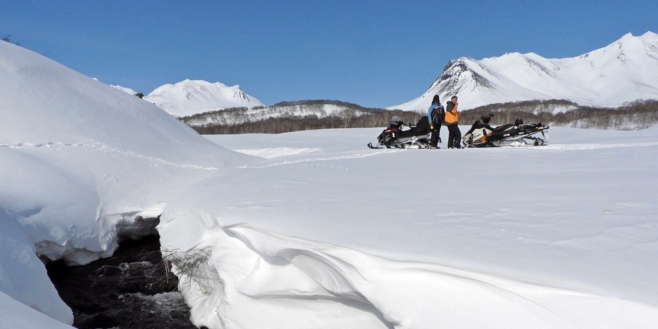 Aproveite o frio para andar de trenó no browser do computador