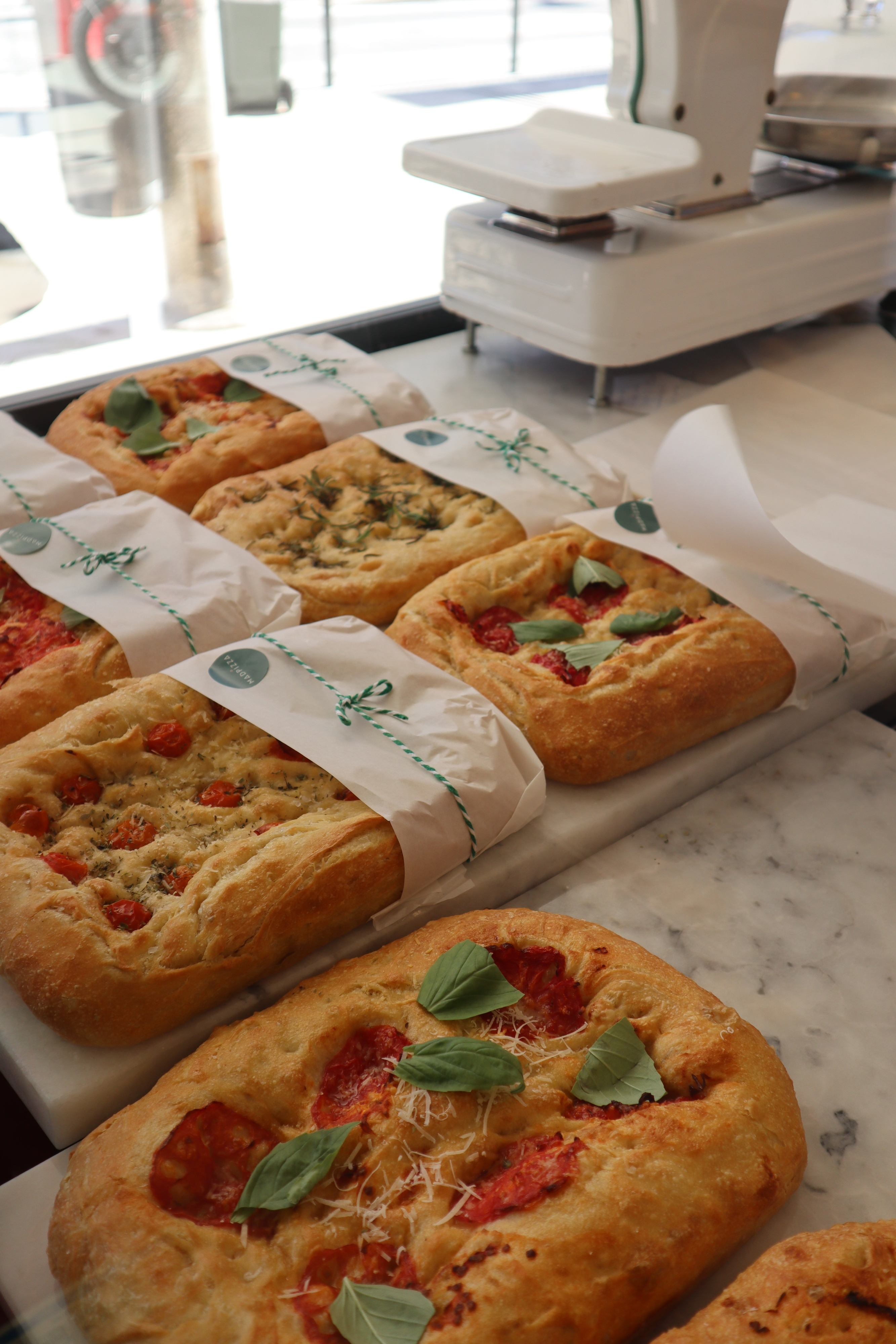 MadPizza. Agora já pode comprar todos os ingredientes para fazer uma pizza em casa