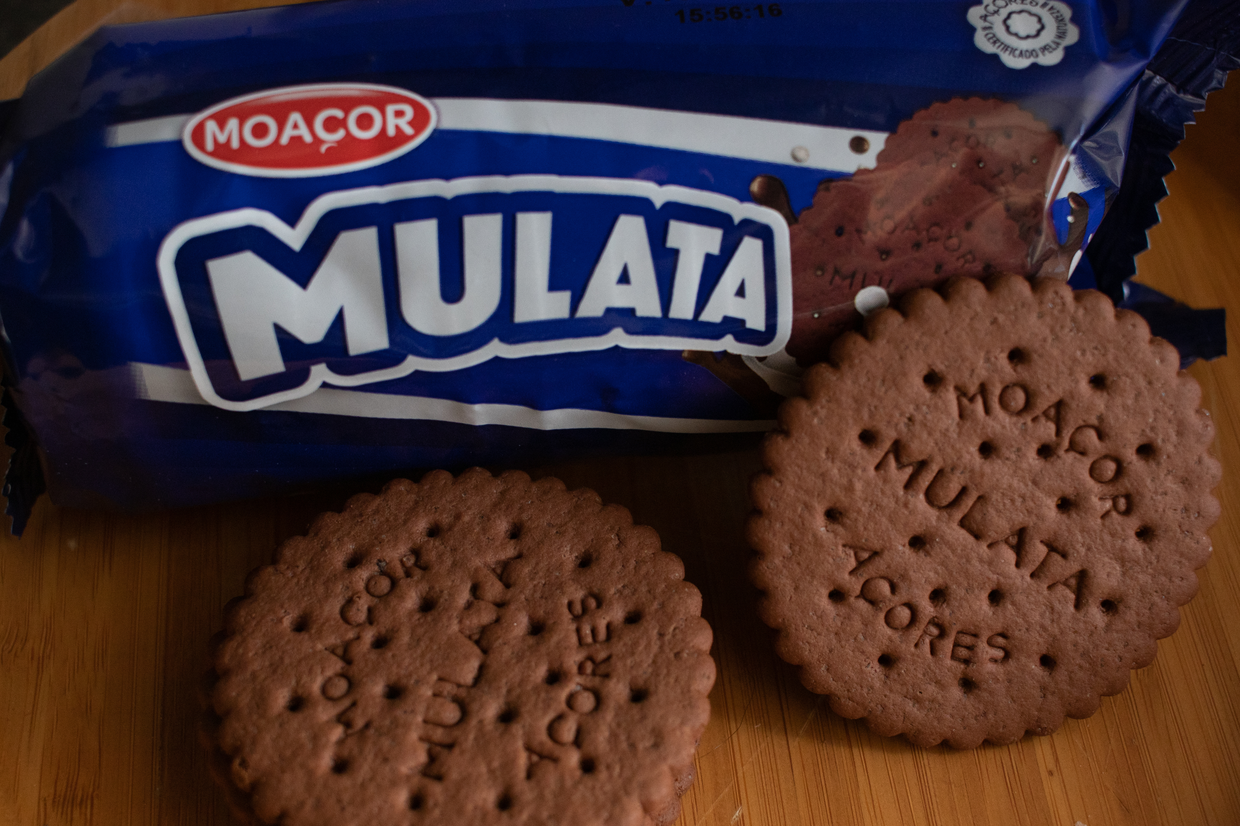 O que é que a (bolacha) Mulata tem? Fomos até São Miguel descobrir