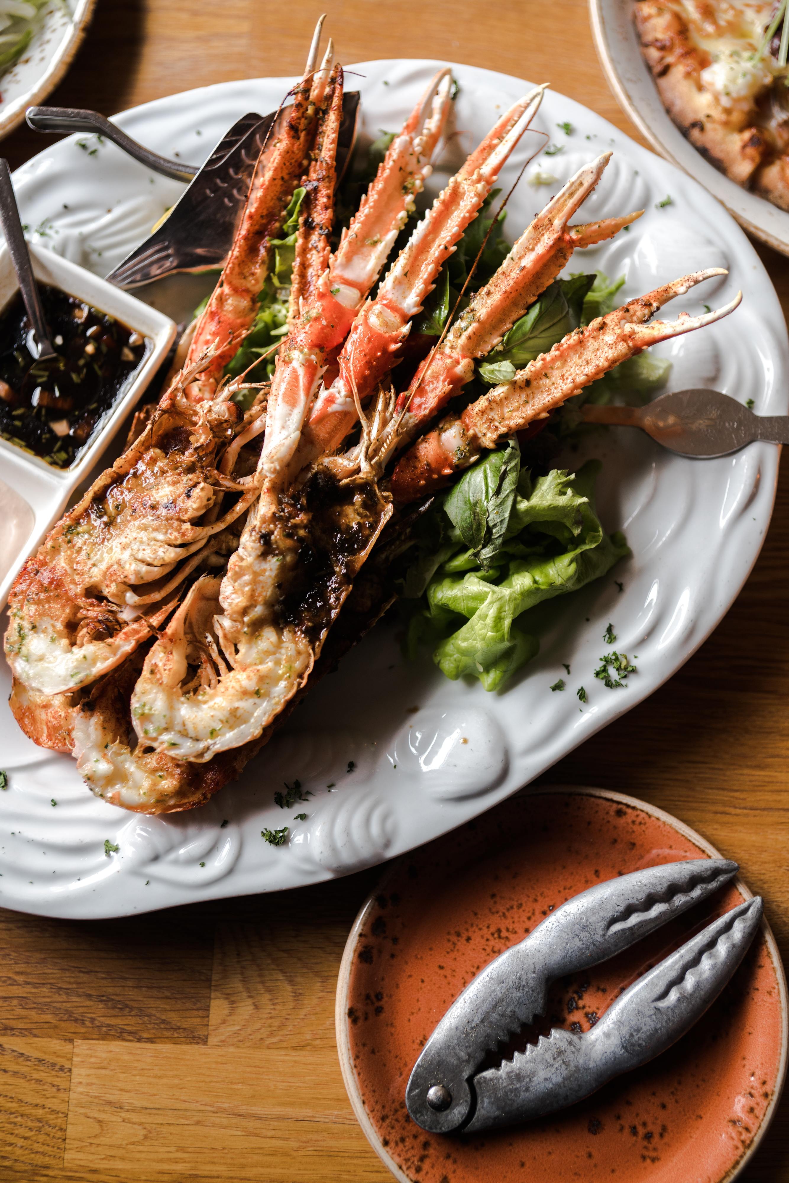 Percebes fresquinhos com 30% de desconto? Marisqueira do Lis chega à Uber Eats