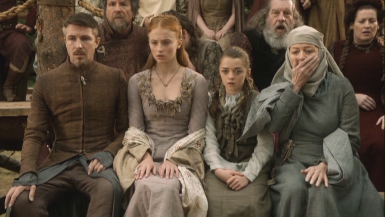 E se Sansa fosse rainha dos sete reinos? Era uma possibilidade no primeiro guião de “A Guerra dos Tronos”