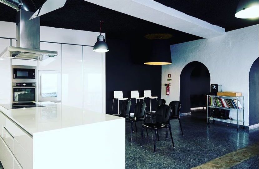 Kitchen Studio. A cozinha estilosa que pode ser arrendada para eventos ou jantares privados