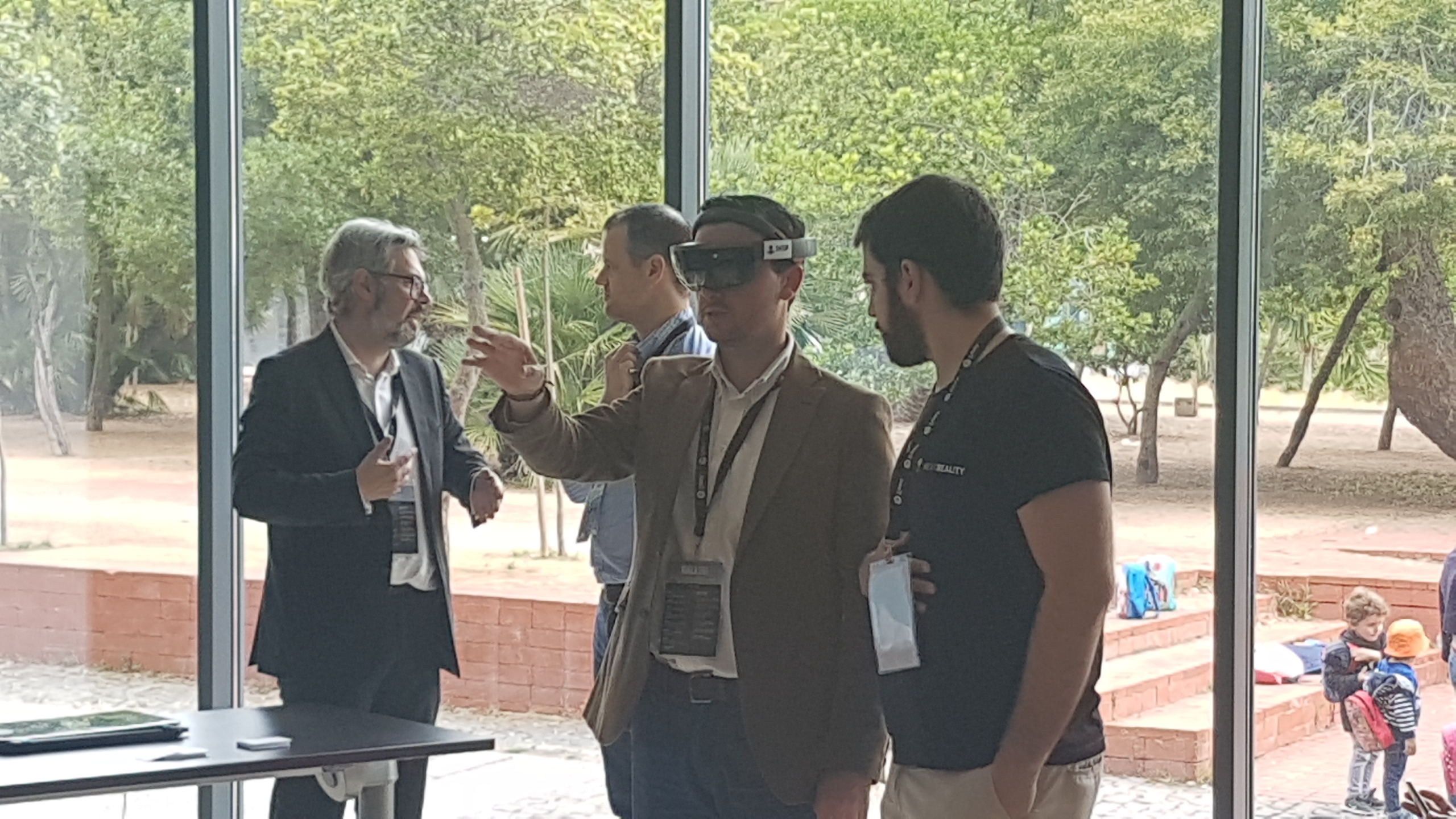 10 casacos com pelo mega quentinhos e estilosos desde 39,99€ para enfrentar o frio