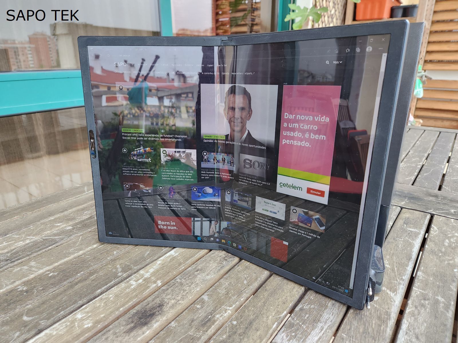 2022: Um futuro que passa por ecrãs dobráveis, flexíveis e em todo o lado