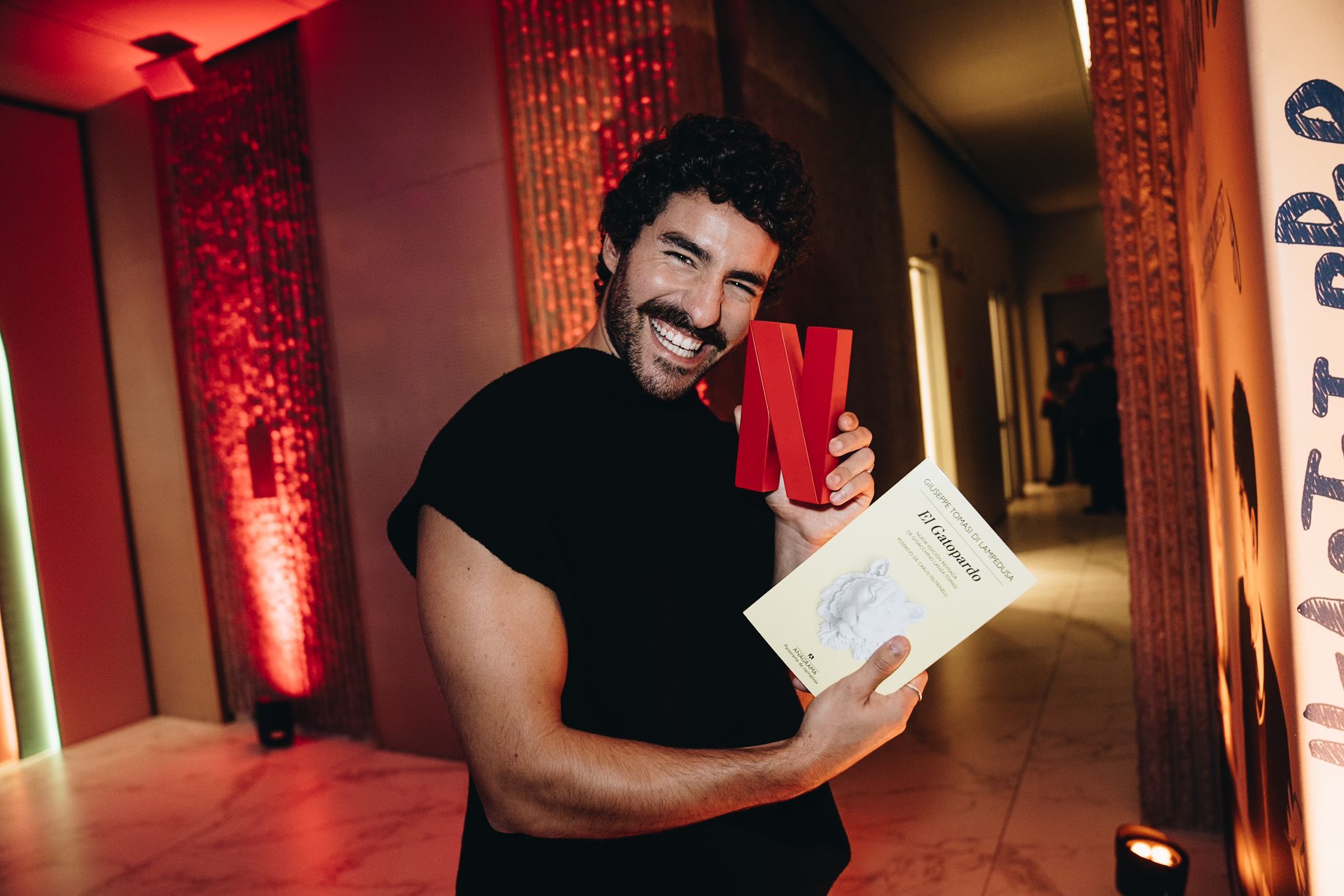 José Condessa sobre 2ª temporada de “Rabo de Peixe”. “É incrível. É muito emocional”