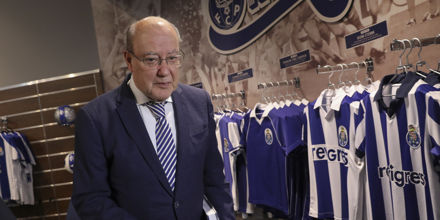 Pinto da Costa. O rei dragão que dominou a história do futebol português e internacional