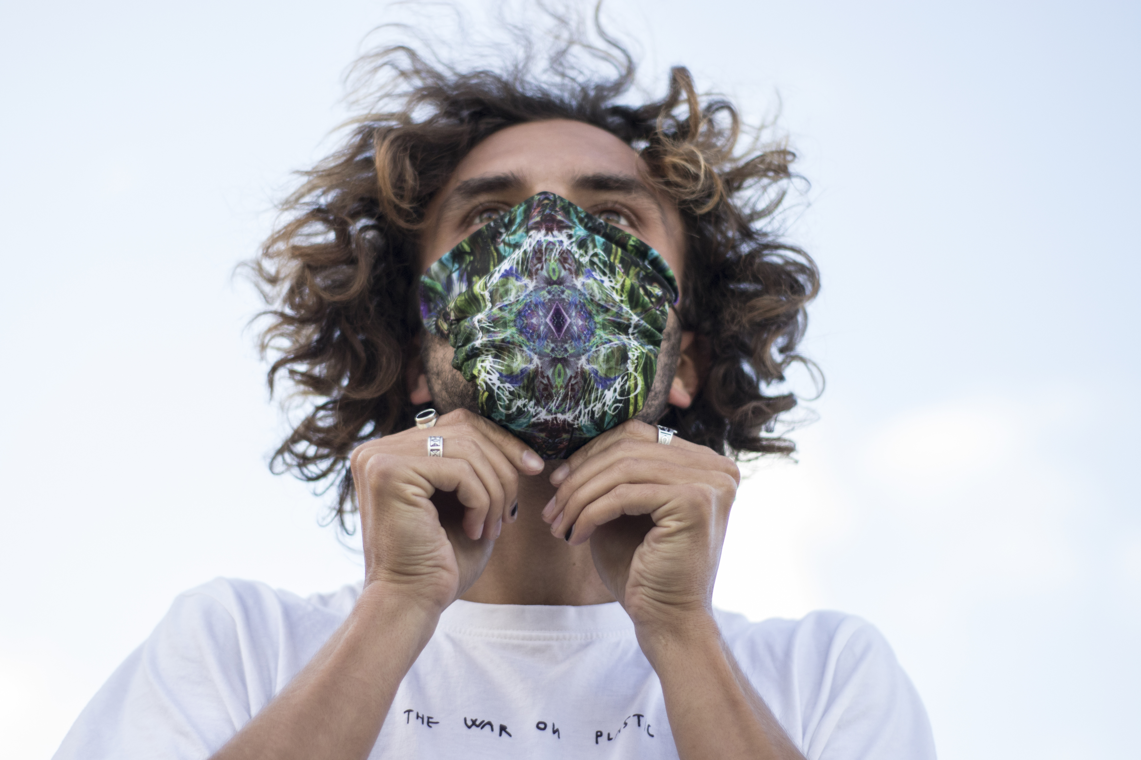 Because Art Matters. As máscaras criadas por artistas e que se transformam em arte depois de usadas