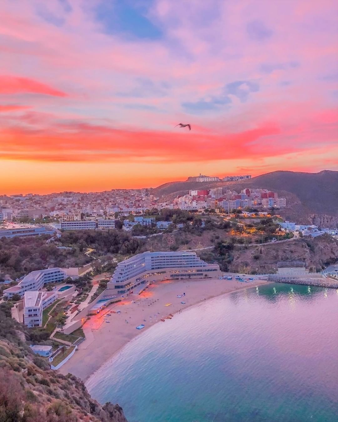 Descobrimos o pacote perfeito para as férias de verão na praia (hotel de 5 estrelas, tudo incluído e voos)