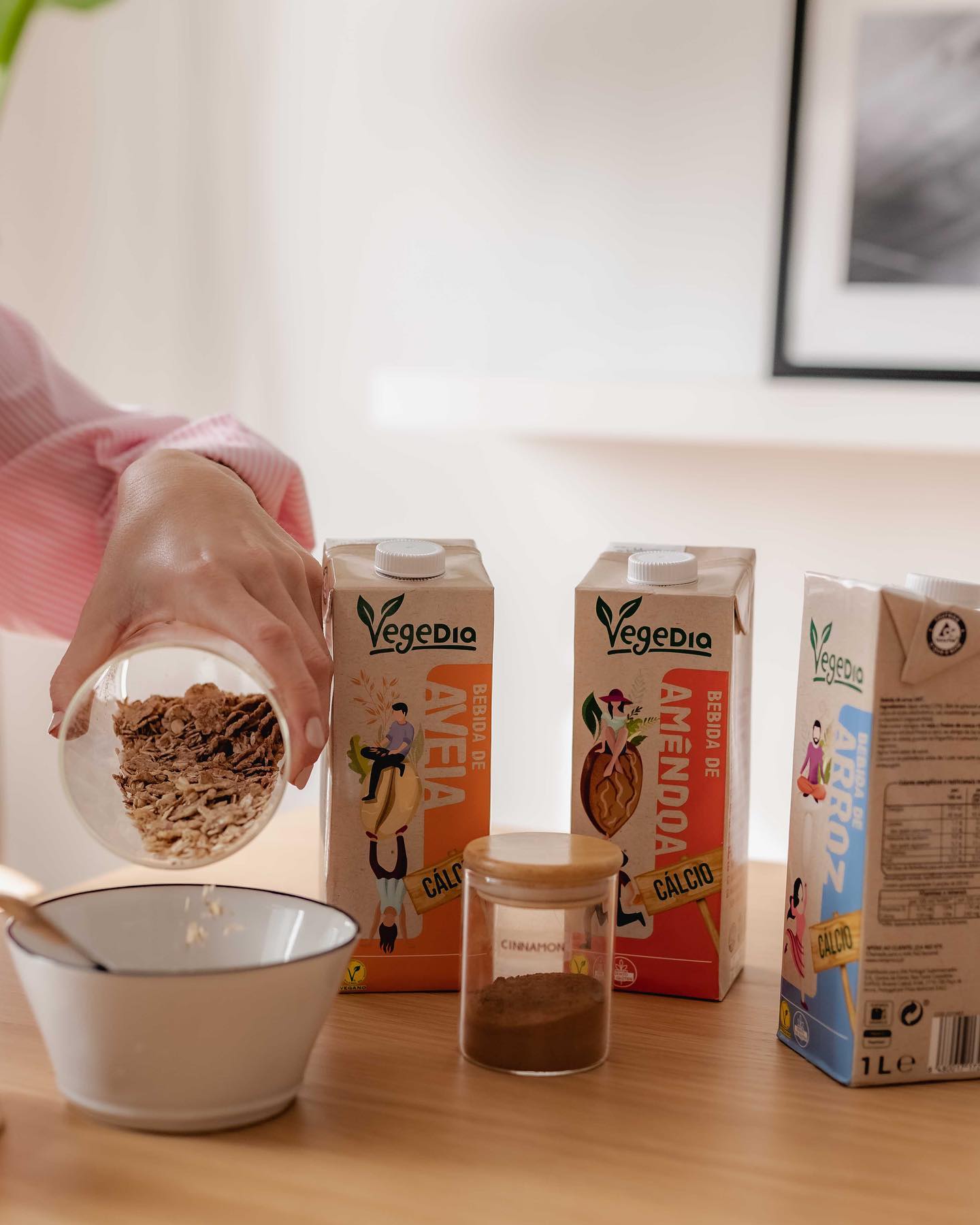 O Minipreço já tem bebidas vegetais. Há três variedades e todas custam menos de 1,60€