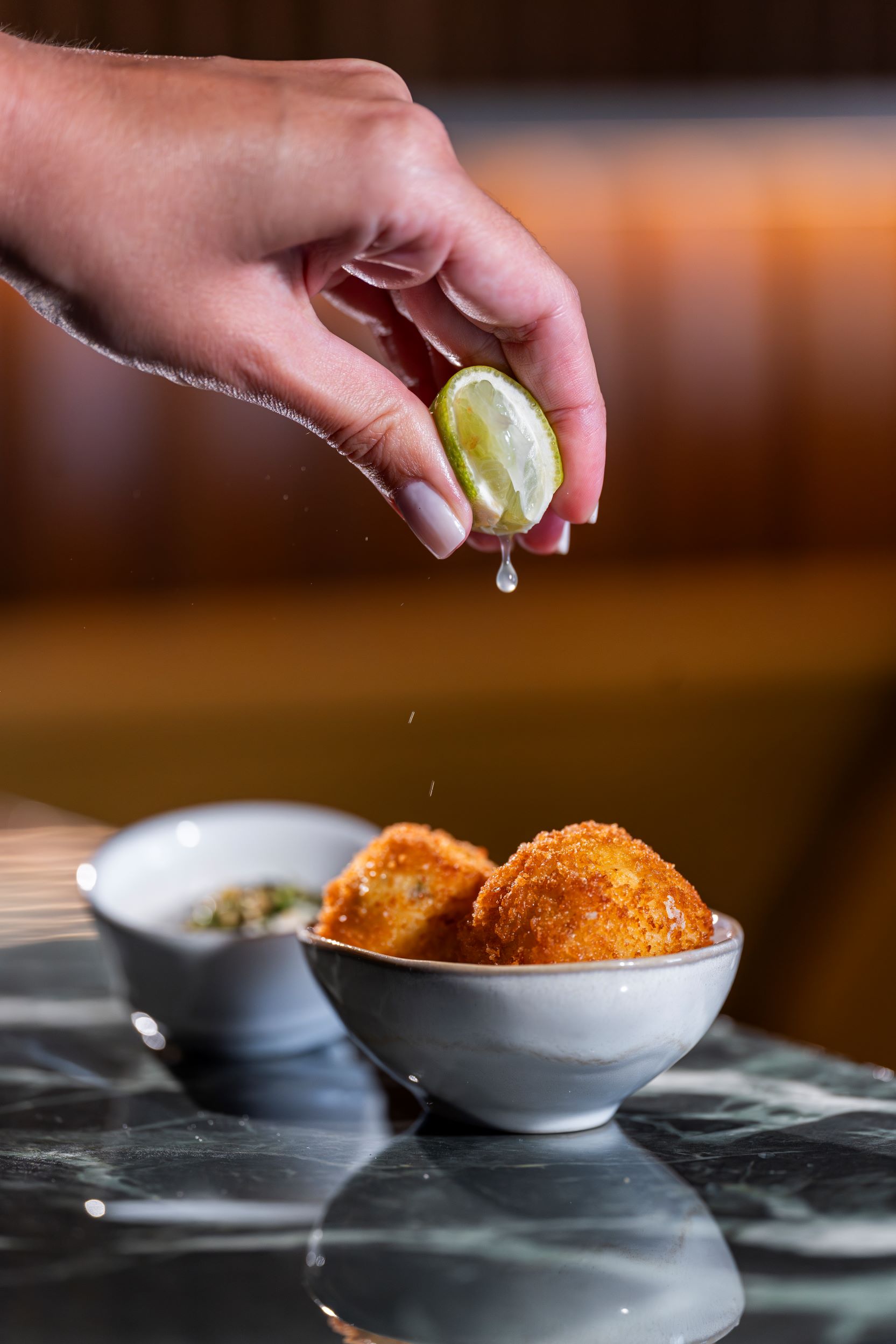 Cusco. O novo bar do Hilton Porto Gaia une a América Latina a Portugal (com vista para a ponte Luís I)