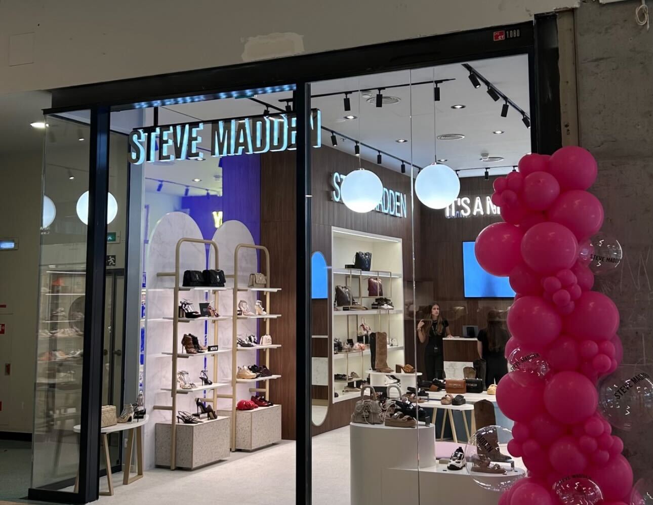 Steve Madden tem nova loja em Lisboa. Saiba onde e veja 18 modelos que já queremos ter nos pés