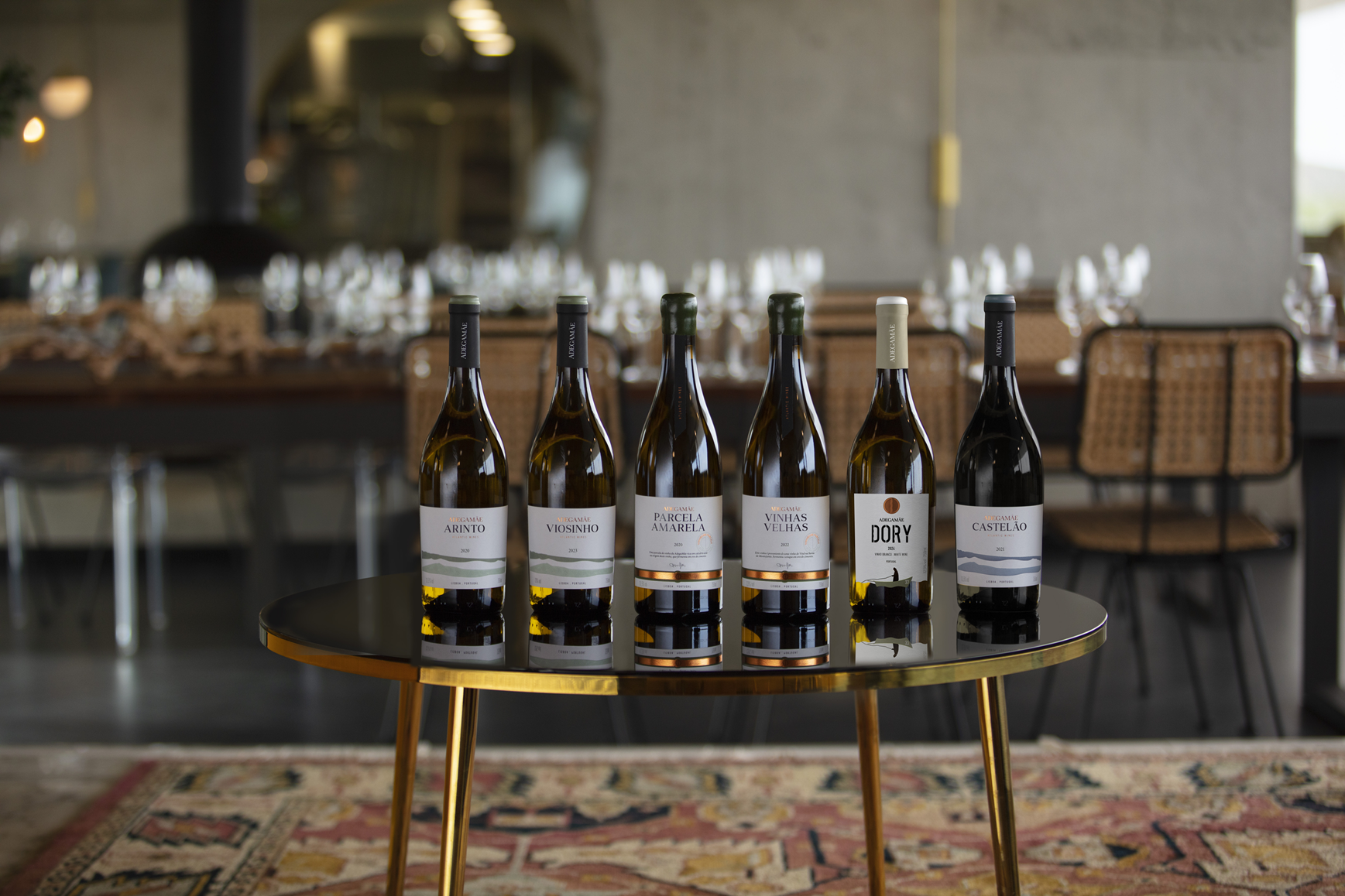 6 vinhos novos que tem mesmo de provar este verão. Espreite os lançamentos da AdegaMãe