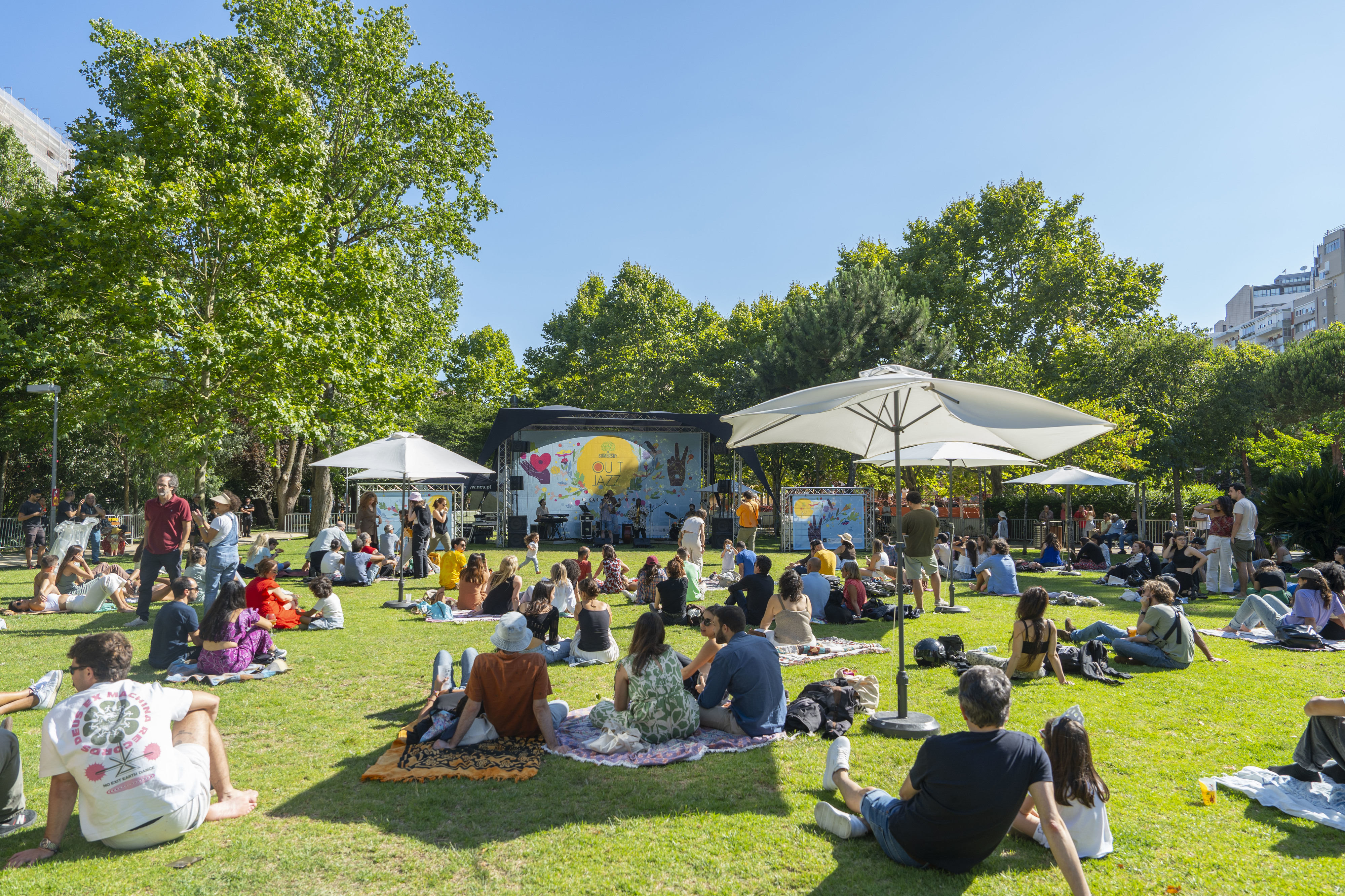 Já sabemos onde vão ser os finais de tarde animados (e gratuitos) de domingo do Somersby Out Jazz