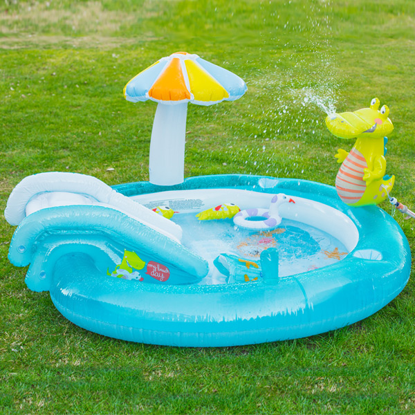 15 piscinas insufláveis incríveis para montar o verão em casa