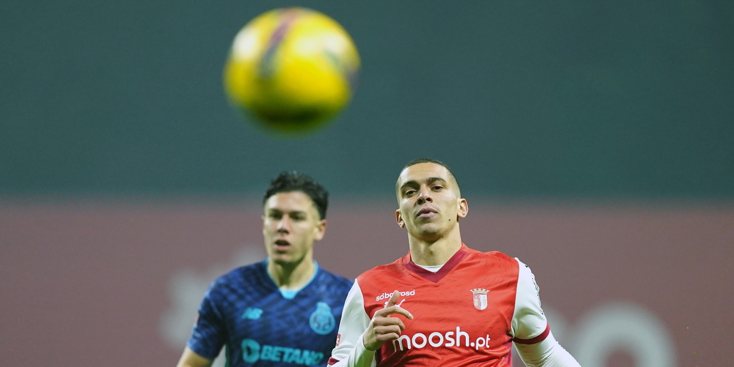 SC Braga vence FC Porto ao intervalo. Ricardo Horta inaugurou o marcador. Veja o golo e os principais lances do 1.º tempo