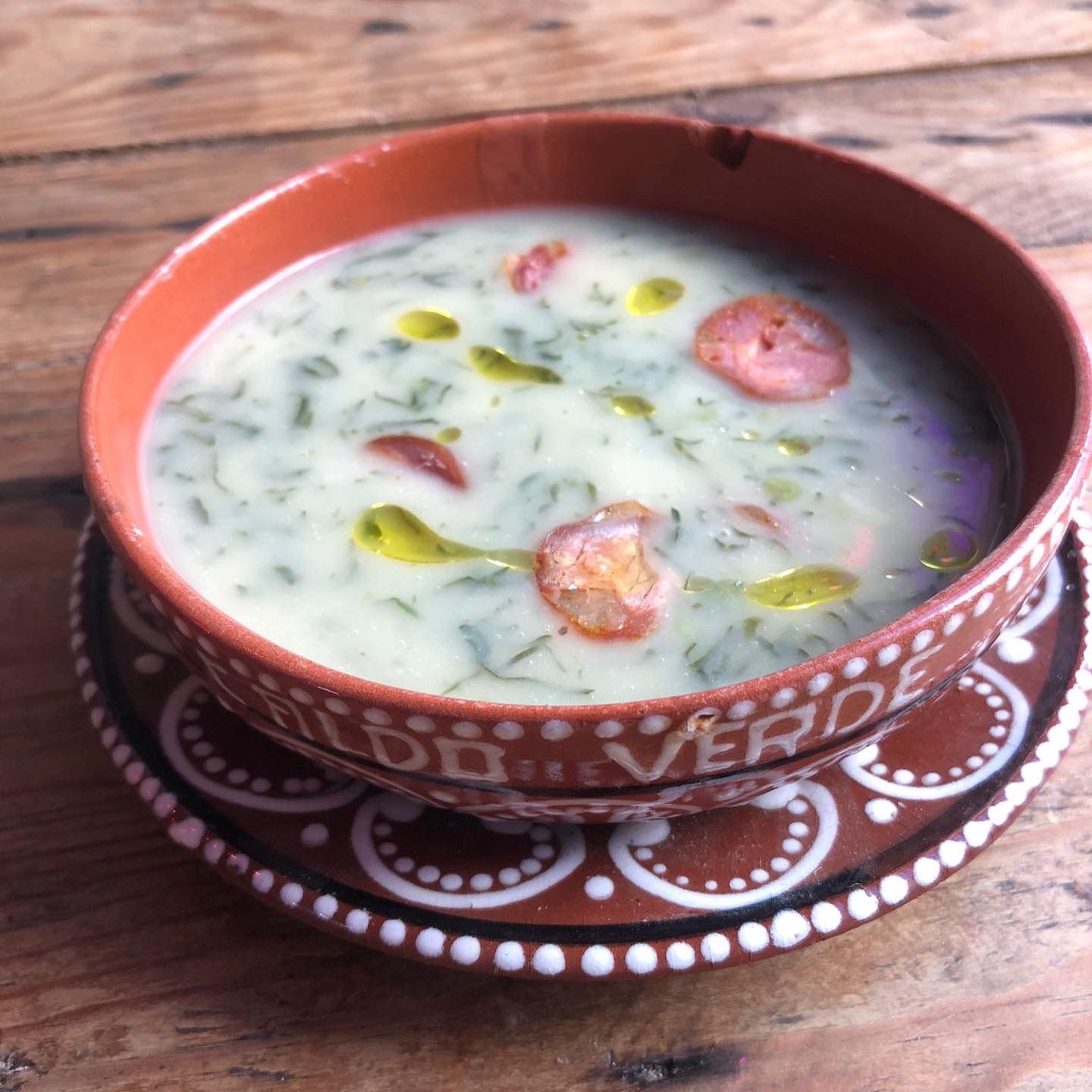 O caldo verde e o pão chouriço voltam ser tendência e a culpa é do Dr. Bernard