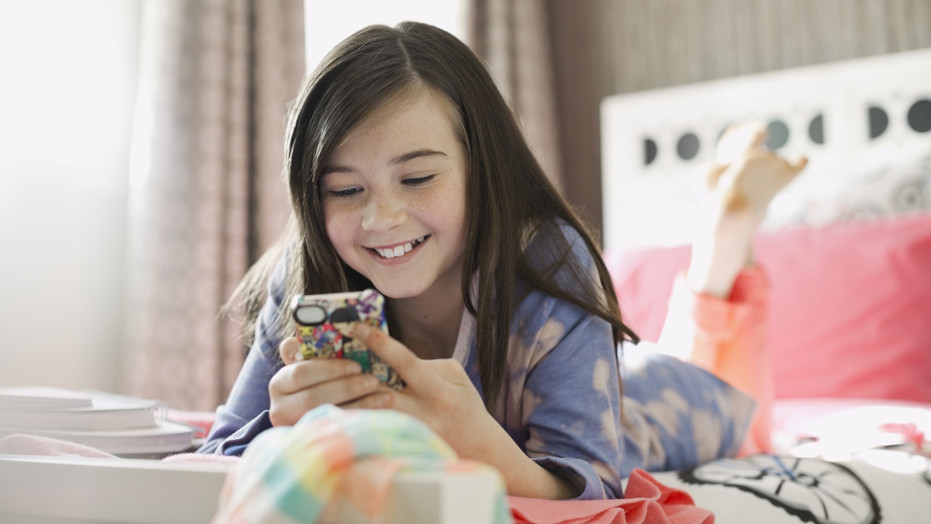 Facebook. Falha no Messenger Kids permitia que crianças falassem com estranhos
