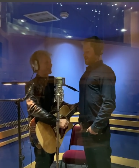 Príncipe Harry grava canção com Jon Bon Jovi