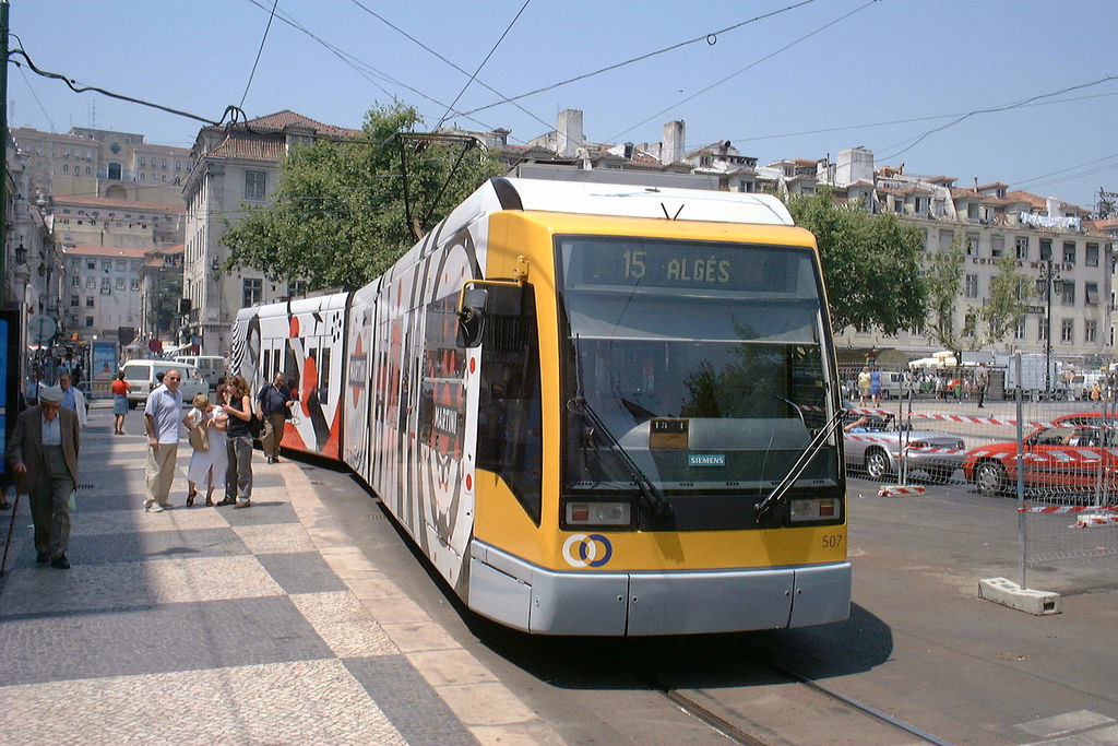 Elétrico vai chegar à Cruz Quebrada e a Santa Apolónia