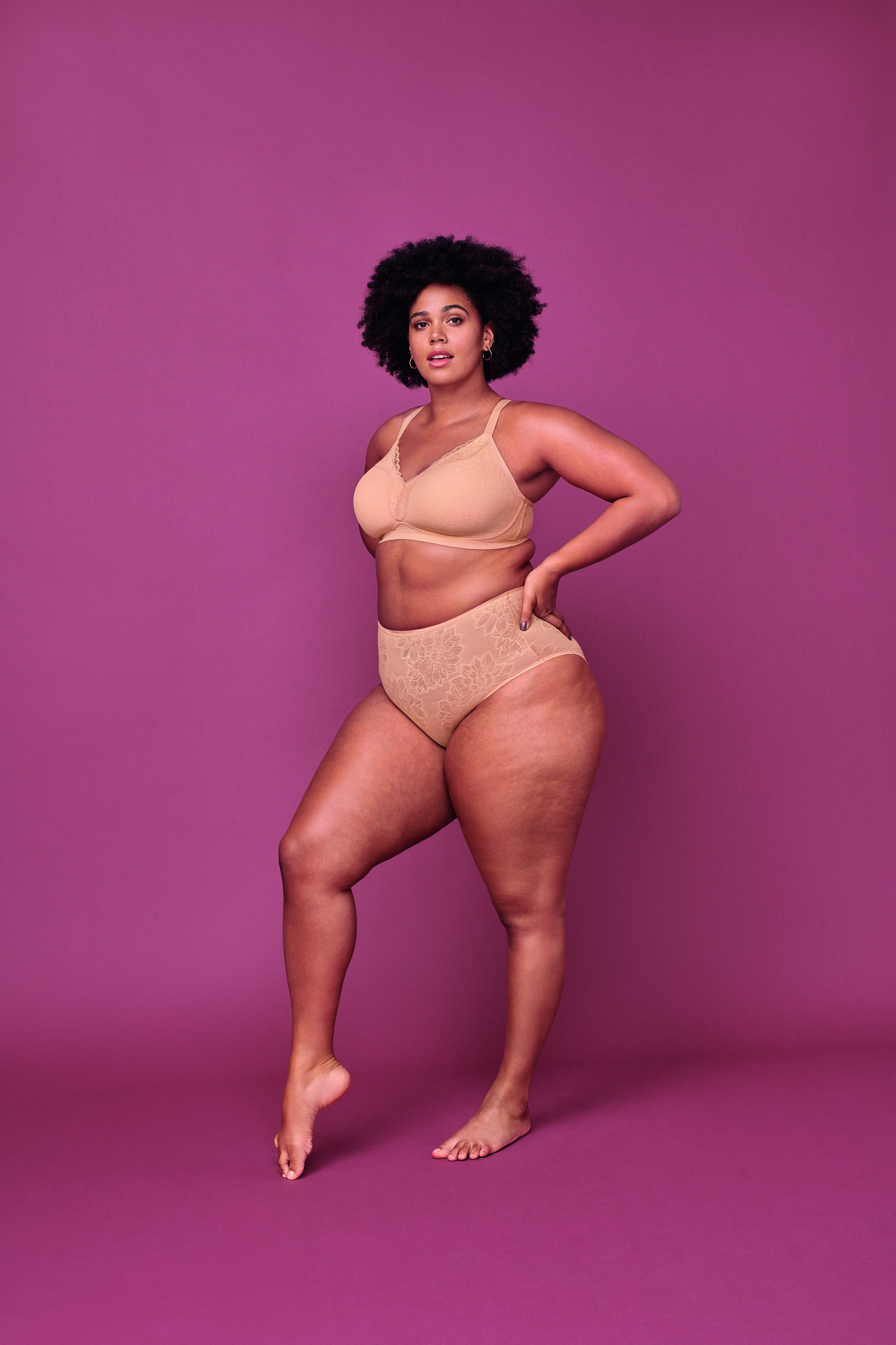 A pensar nas mulheres plus size, a Triumph lança novo tamanho de sutiã