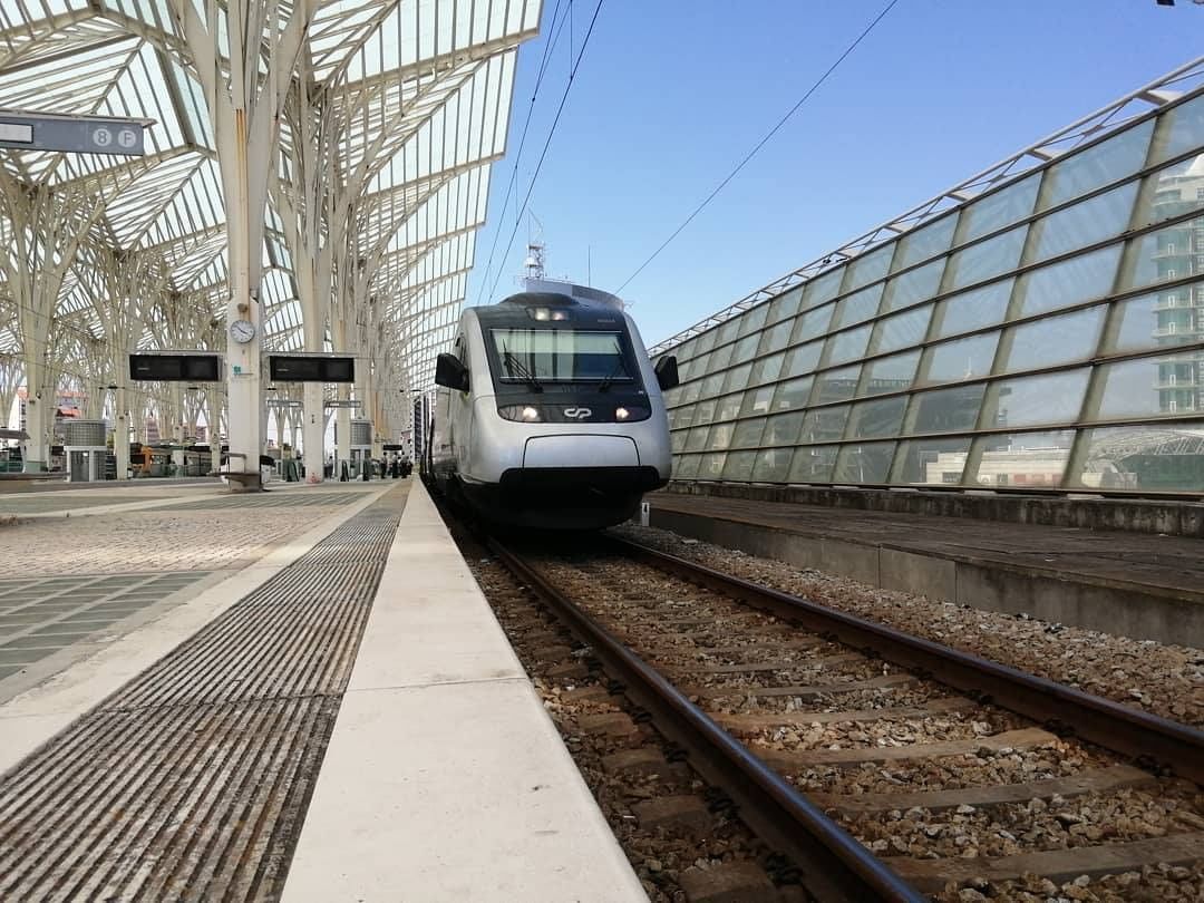 Vai apanhar o comboio? Temos más notícias. Perturbações na CP começam antes da greve de quinta-feira