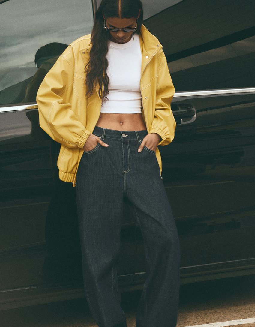 Este casaco oversized grita Primavera e é perfeito para um look descontraído. Saiba onde comprar