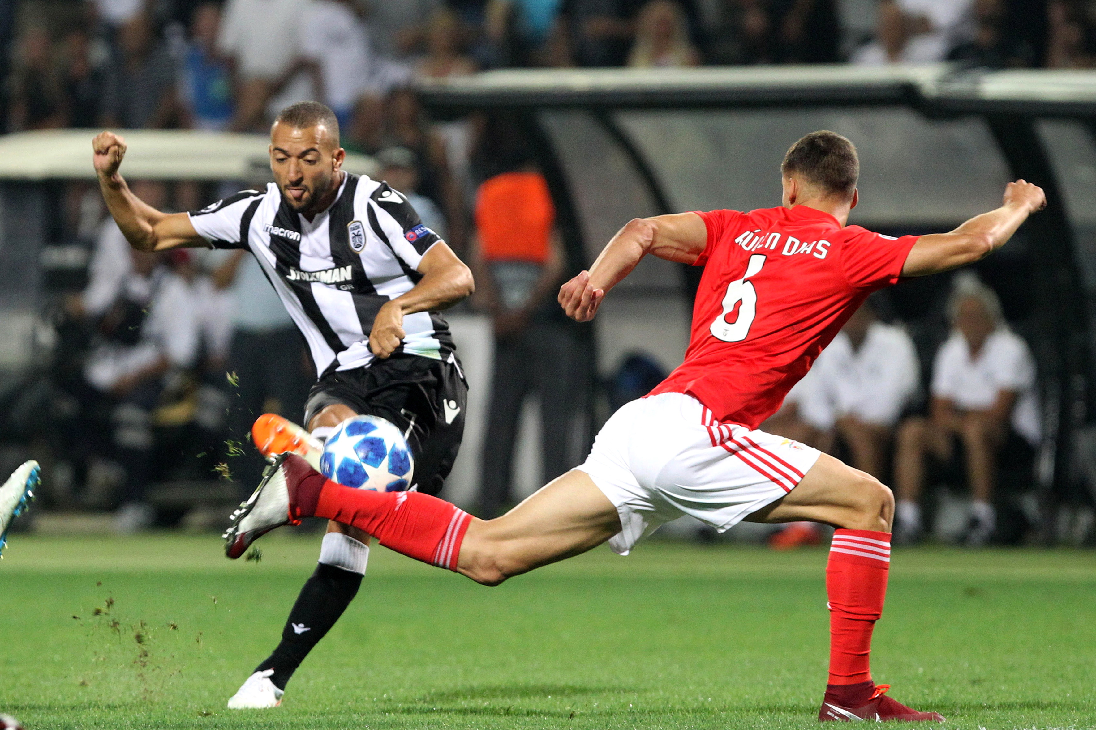 Entrada 'à campeão'. Benfica trava PAOK na Champions de basquetebol