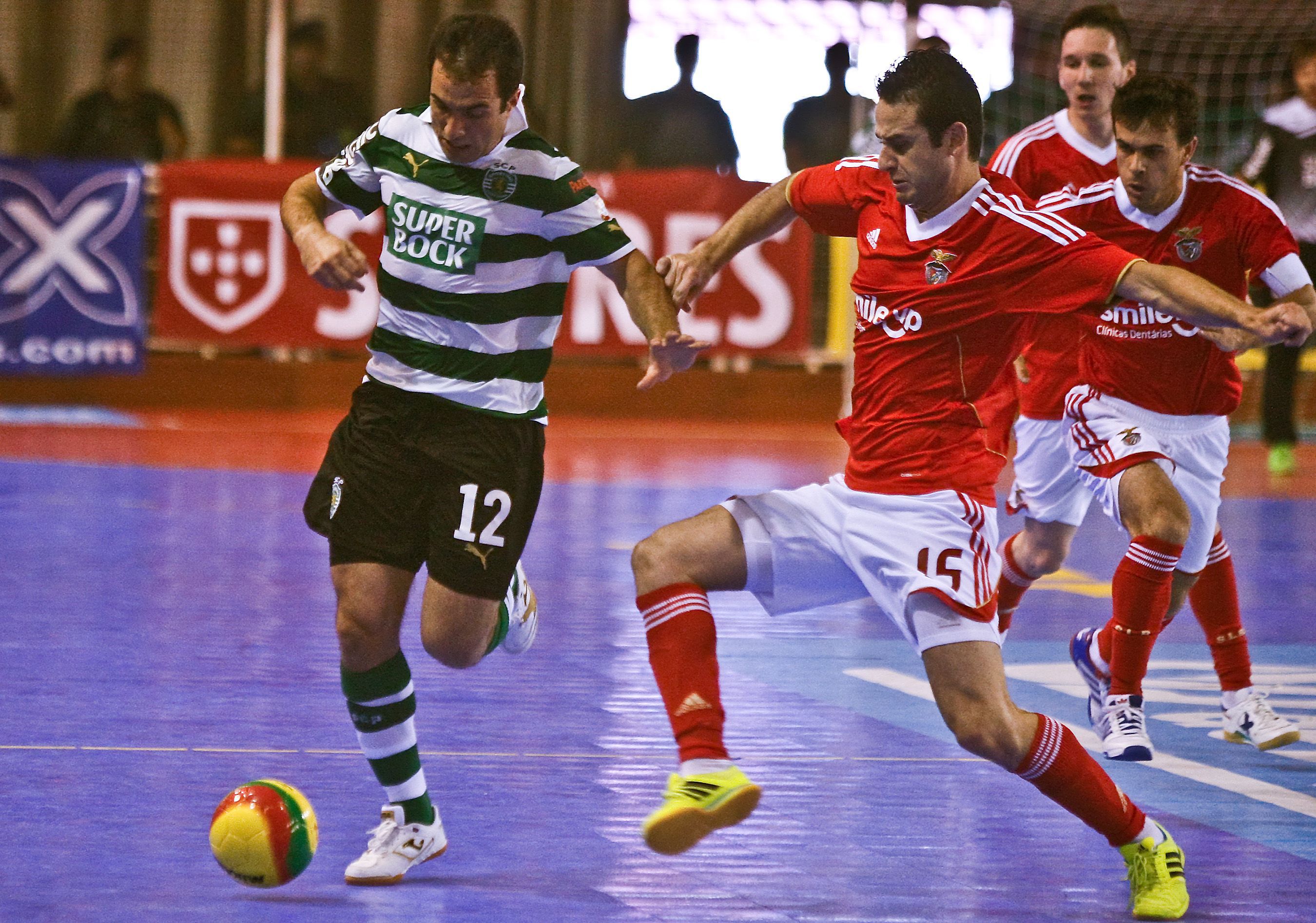 Jogo Sporting Benfica Futsal / Sporting e Benfica empatam em jogo