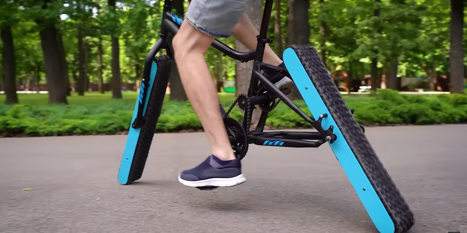 Bicicleta sem “rodas”? Veja como esta se desloca pela estrada